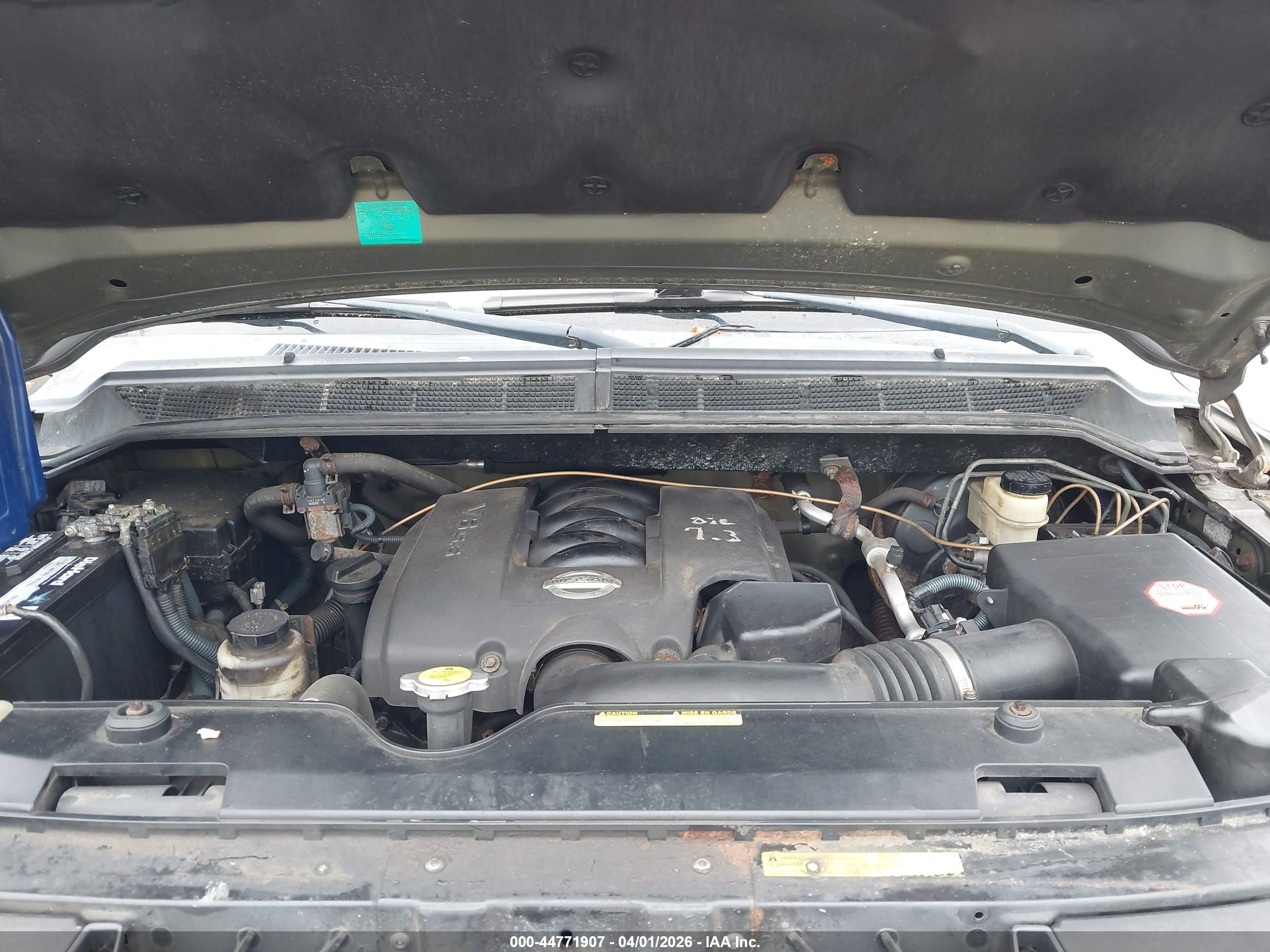 NISSAN TITAN image 10