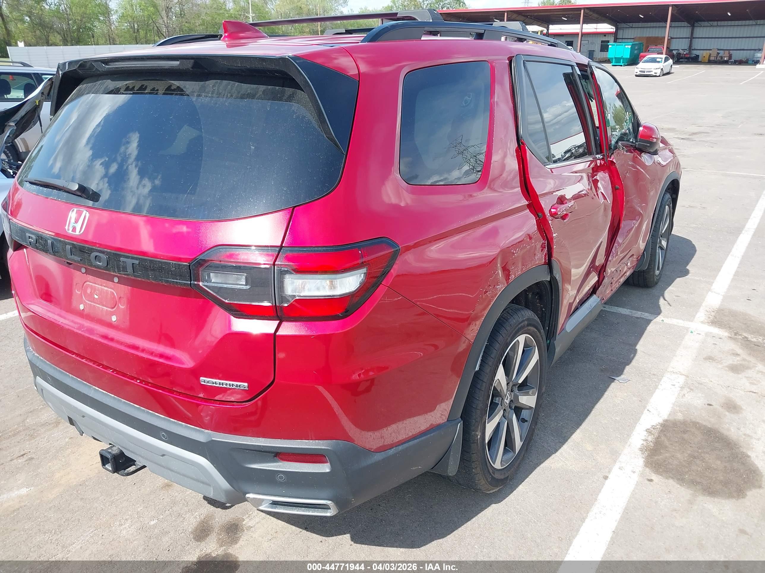 HONDA PILOT image 4