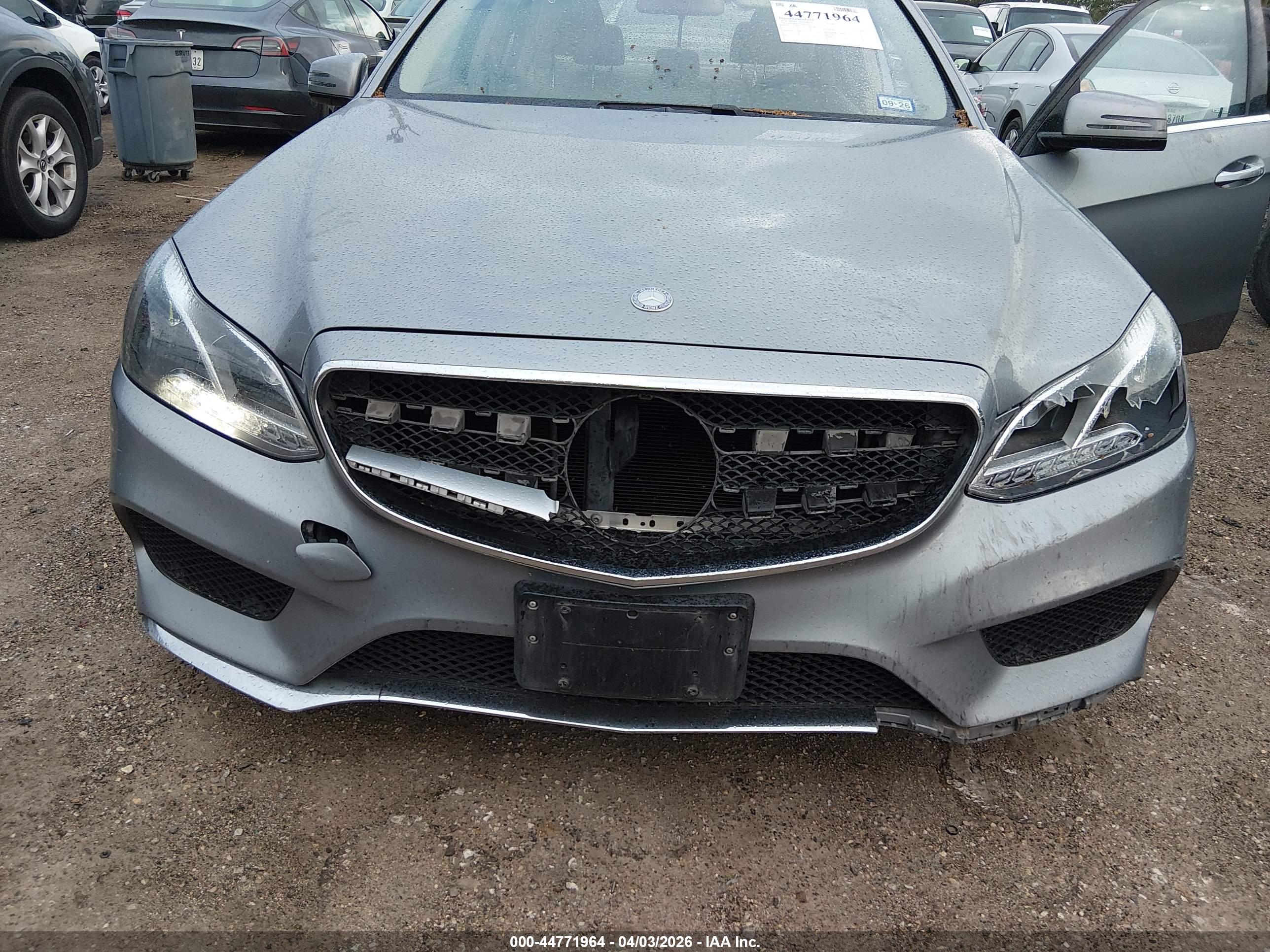 MERCEDES-BENZ E image 6