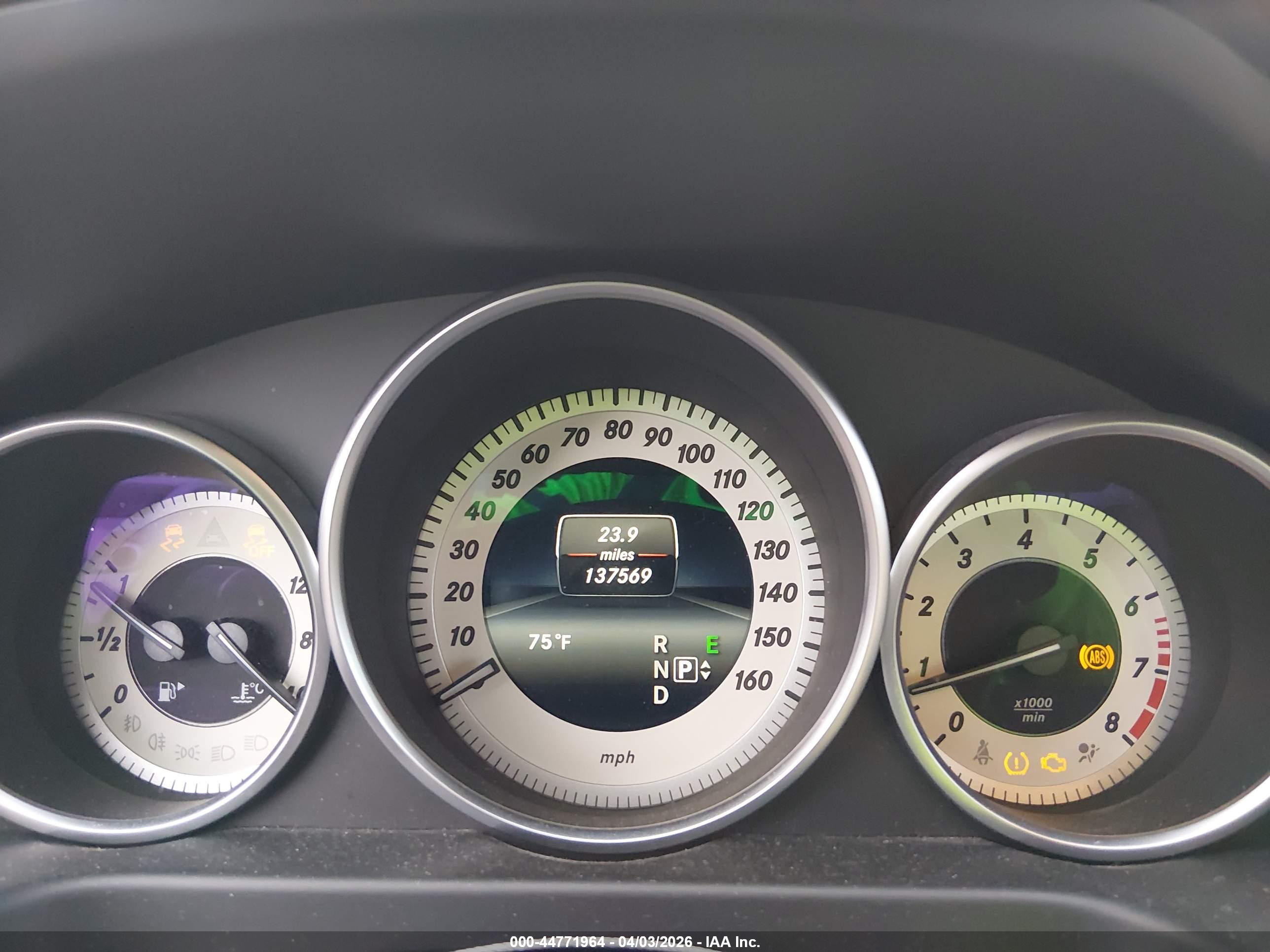MERCEDES-BENZ E image 7