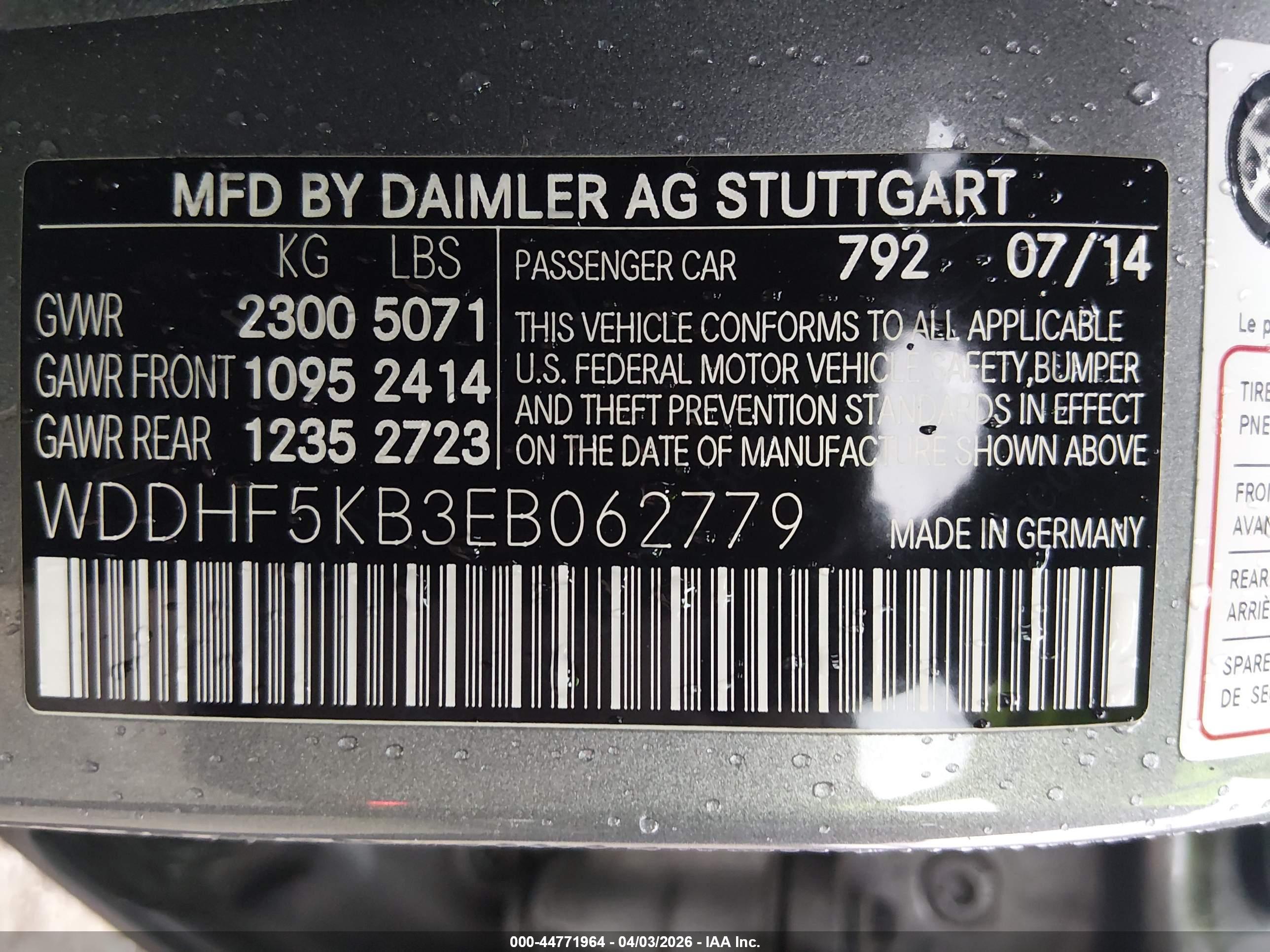 MERCEDES-BENZ E image 9