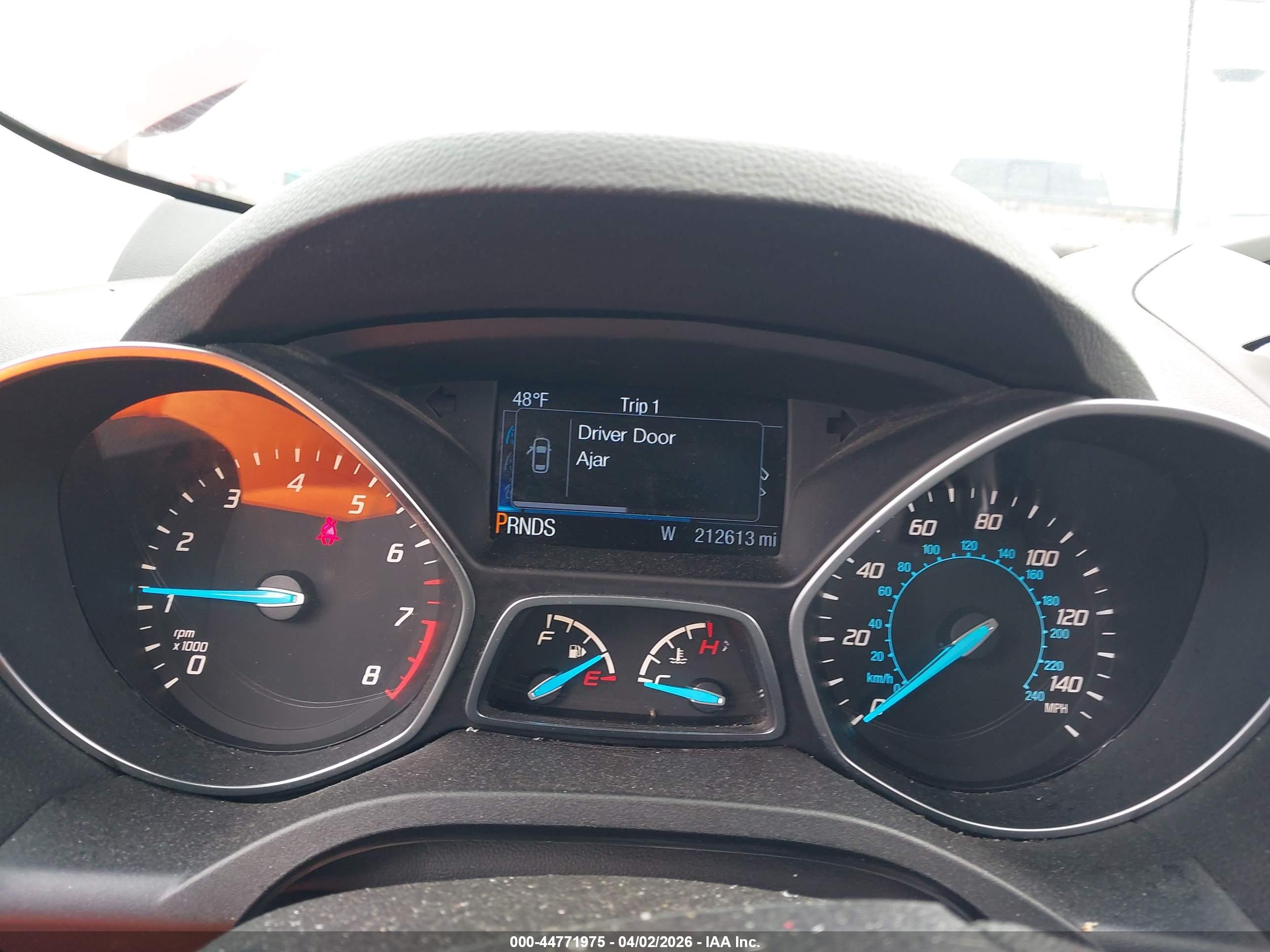 FORD ESCAPE image 7