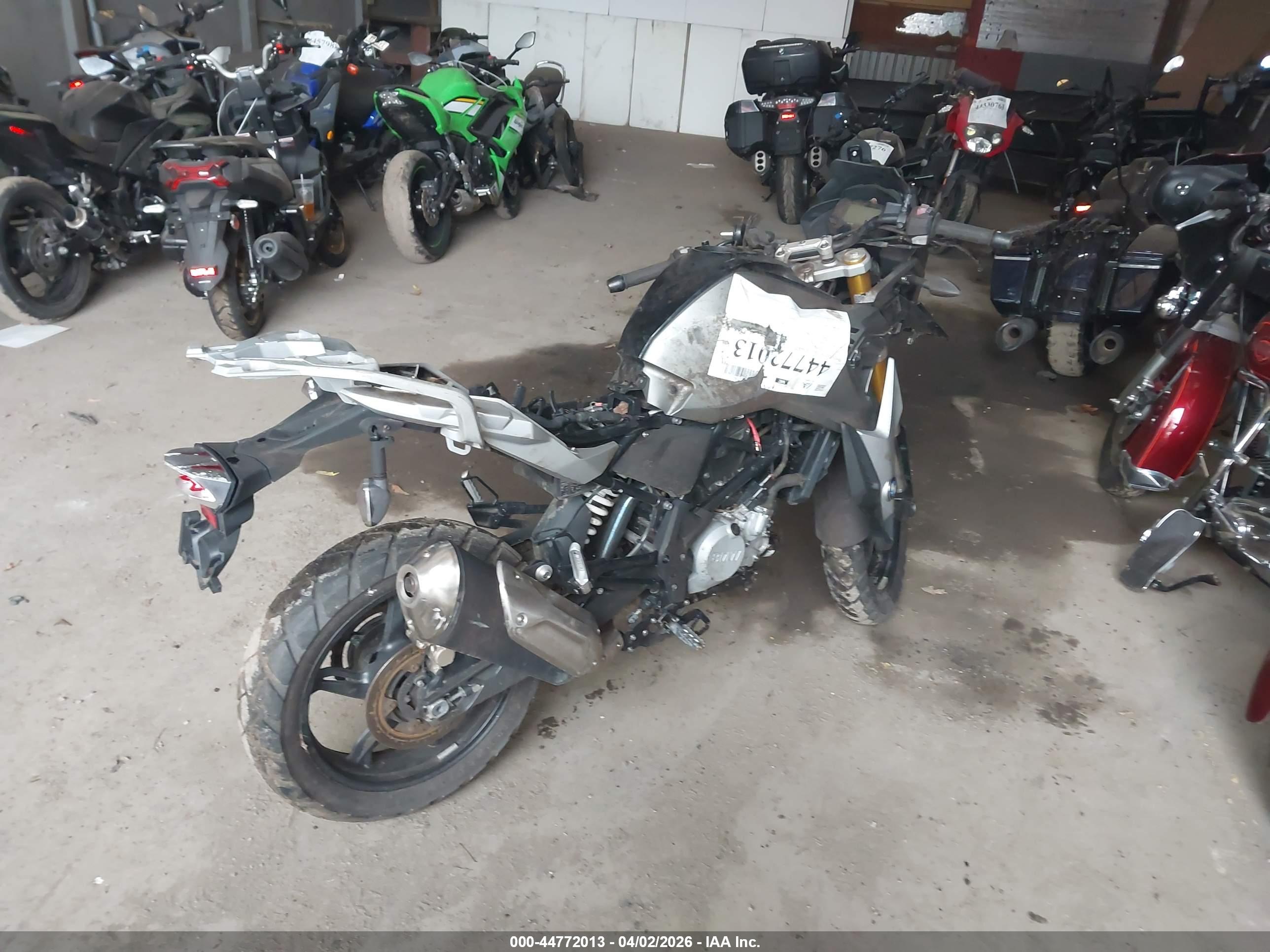 BMW G310 image 4