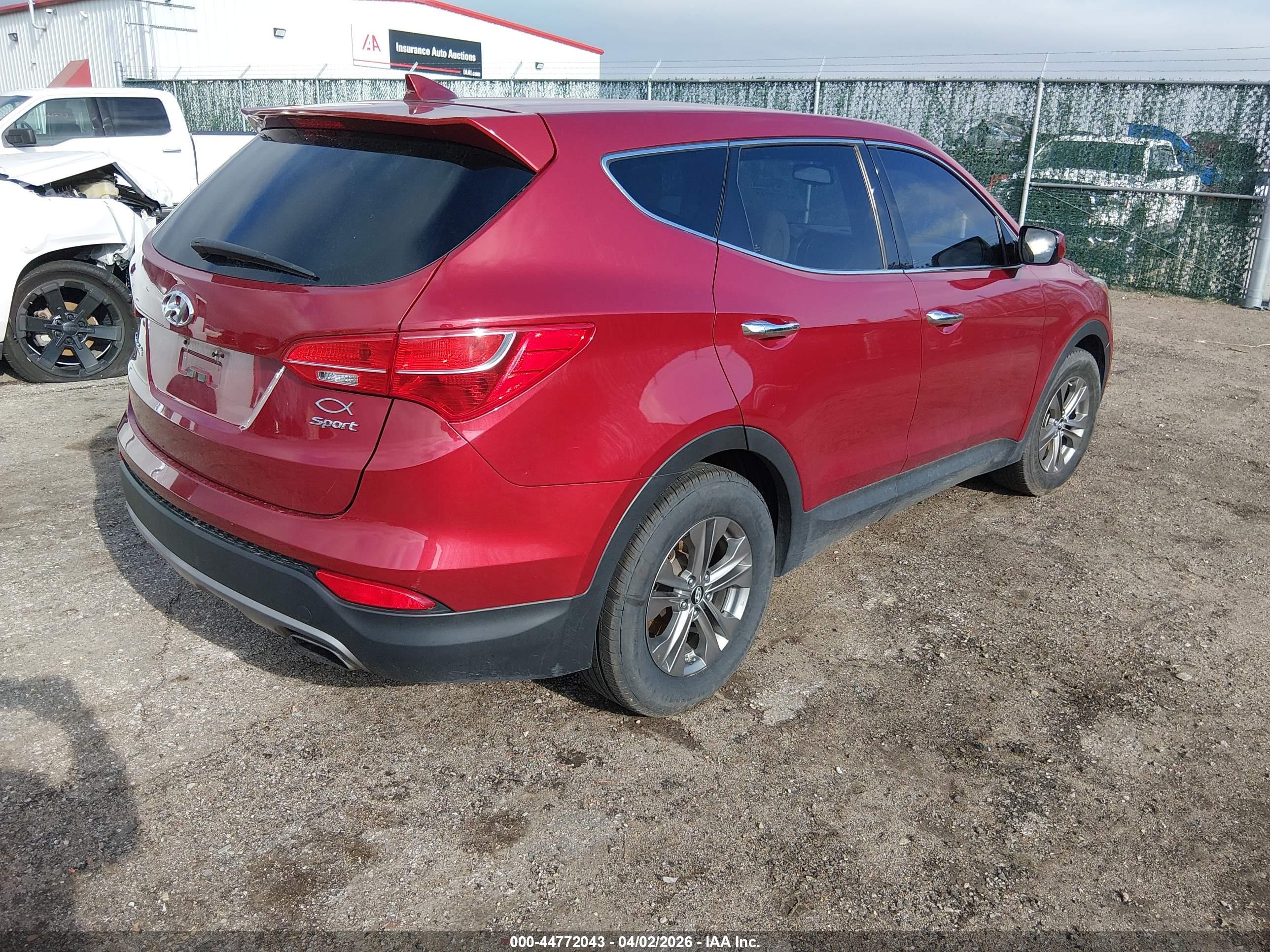 HYUNDAI SANTA image 4
