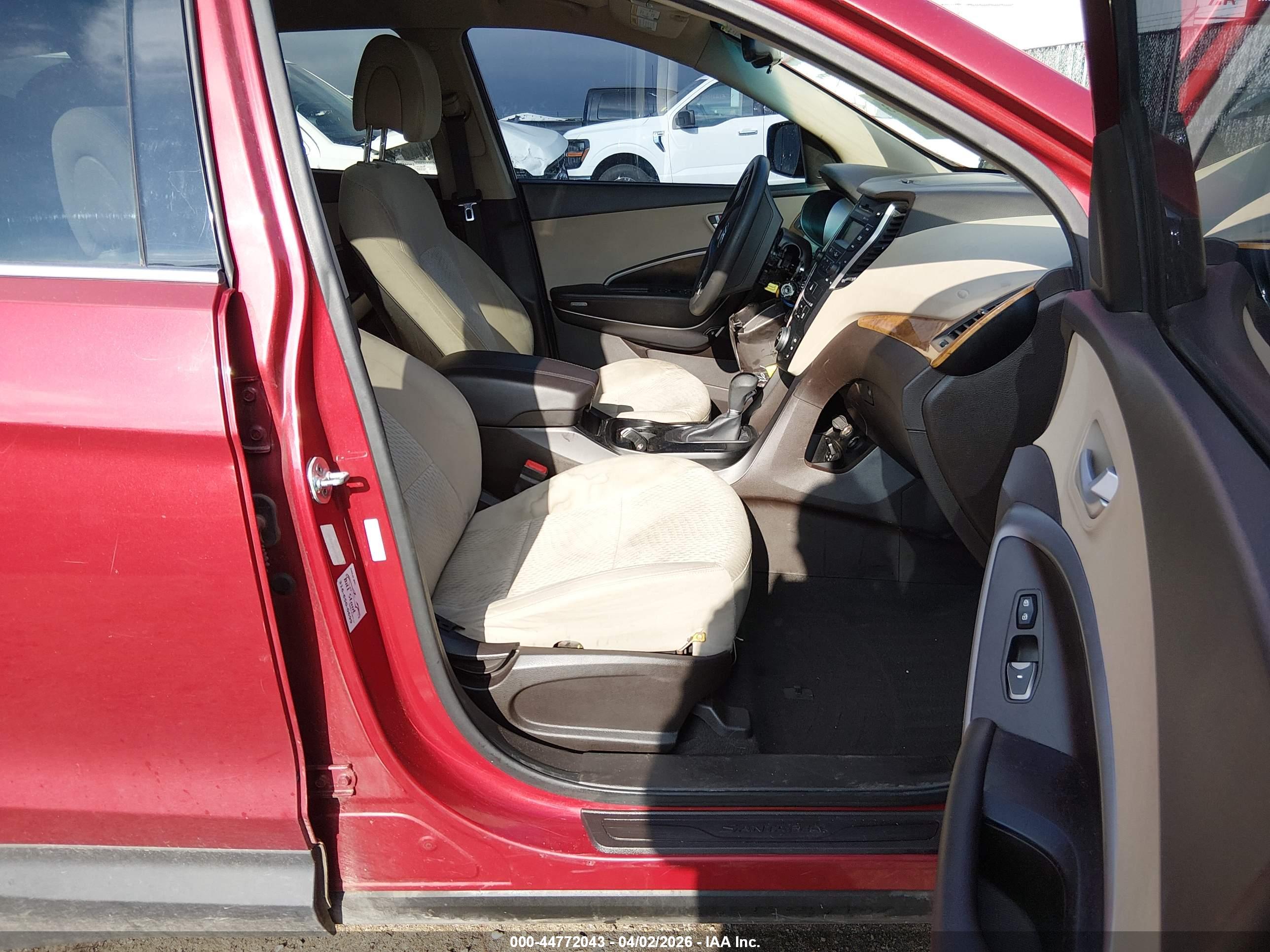 HYUNDAI SANTA image 5