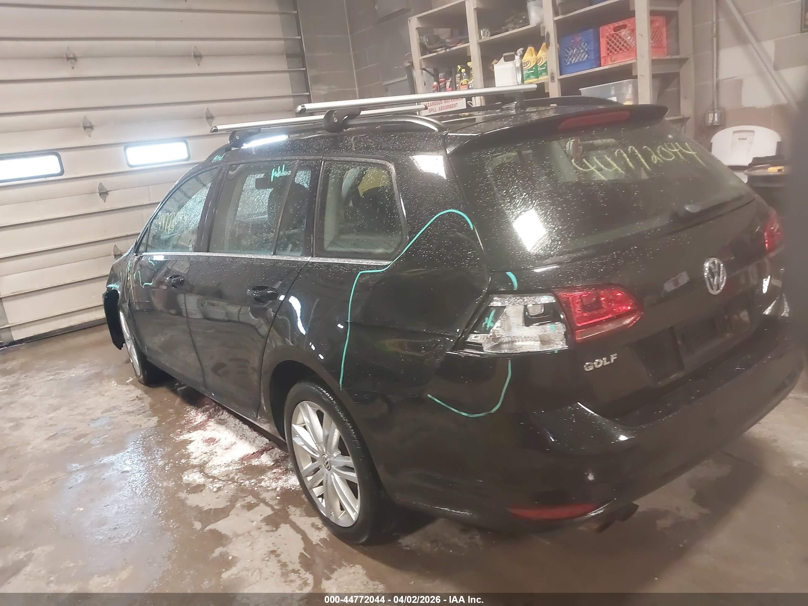 VOLKSWAGEN GOLF image 3