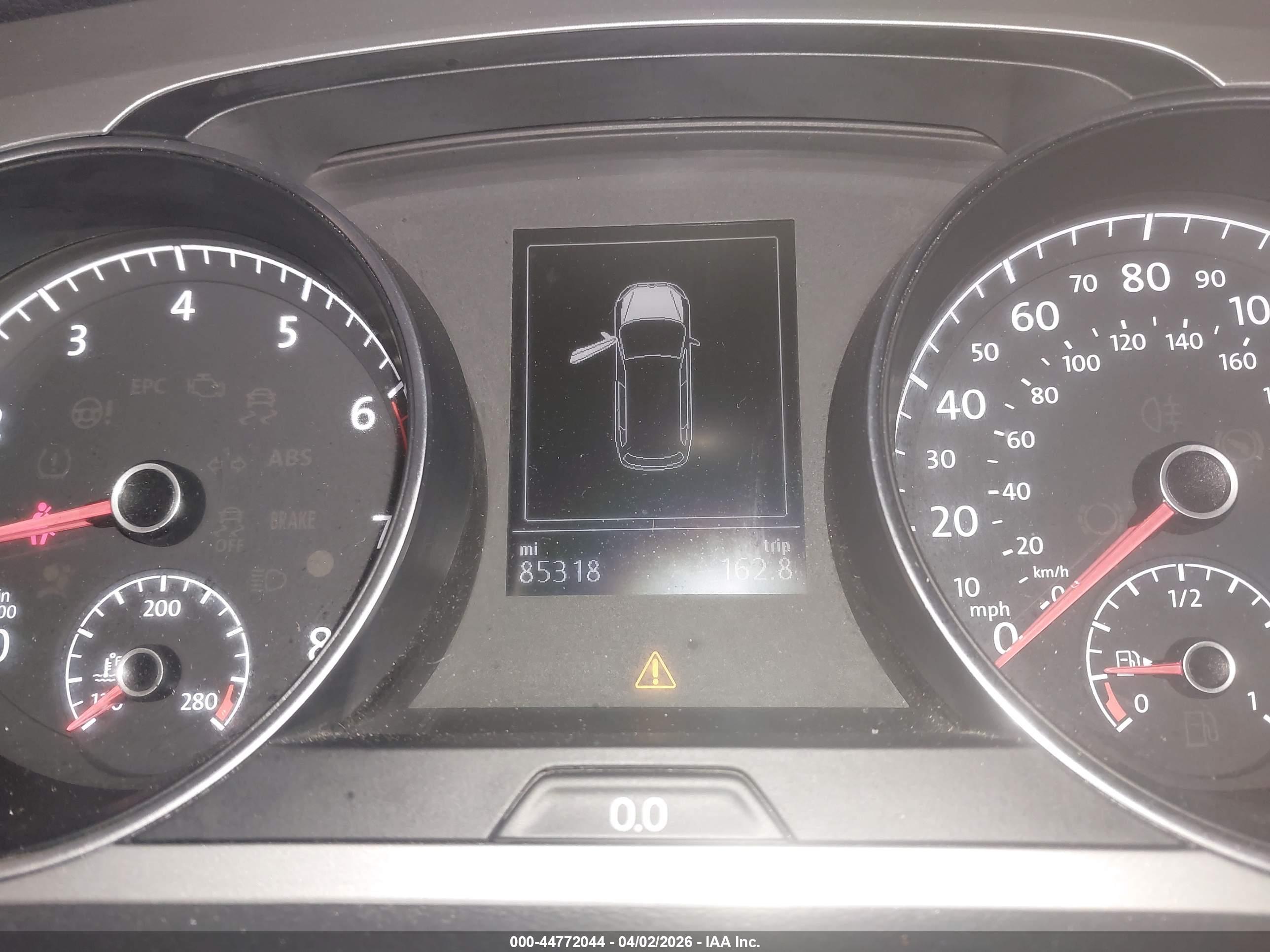 VOLKSWAGEN GOLF image 7