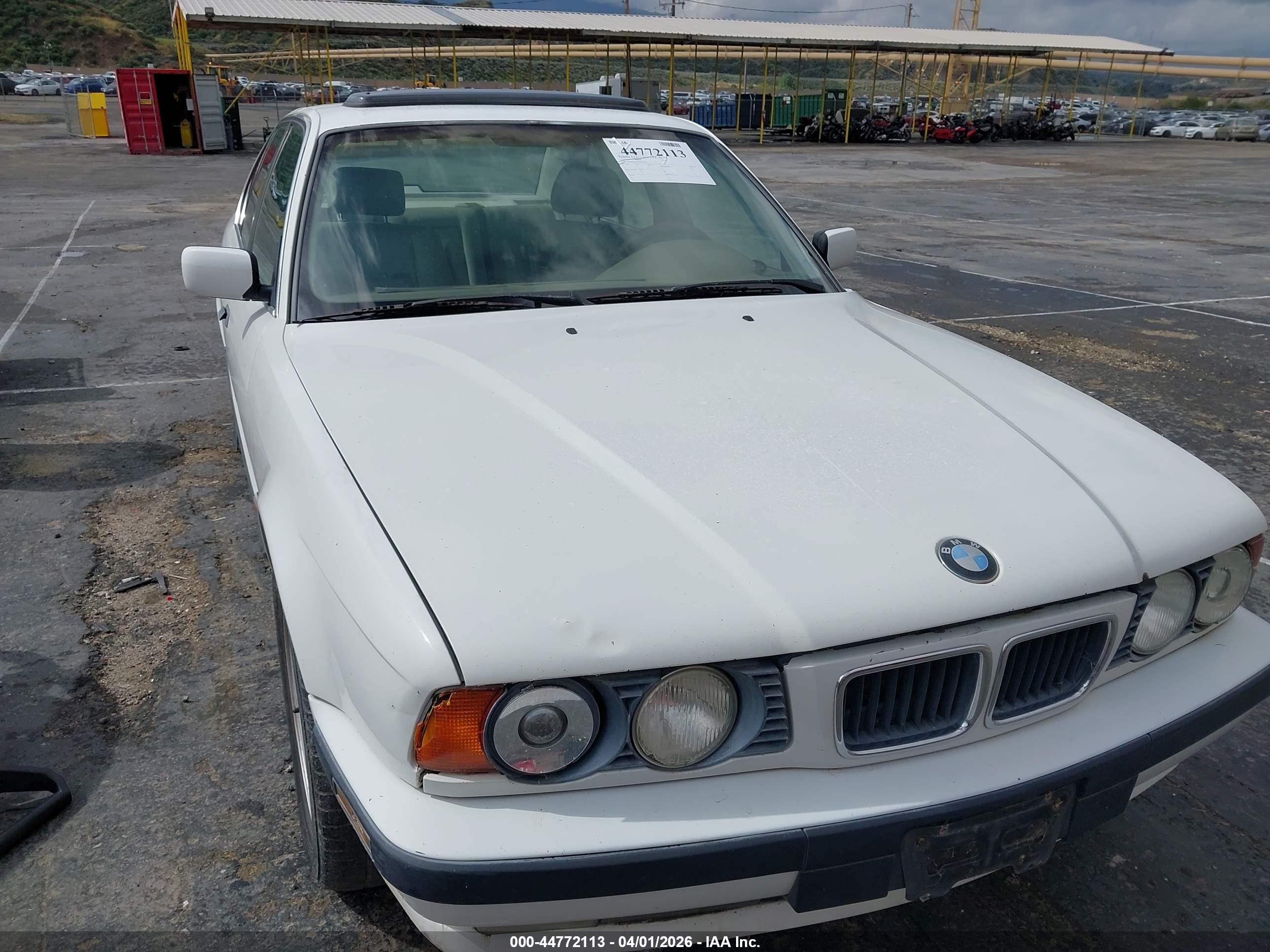 BMW 525 image 6