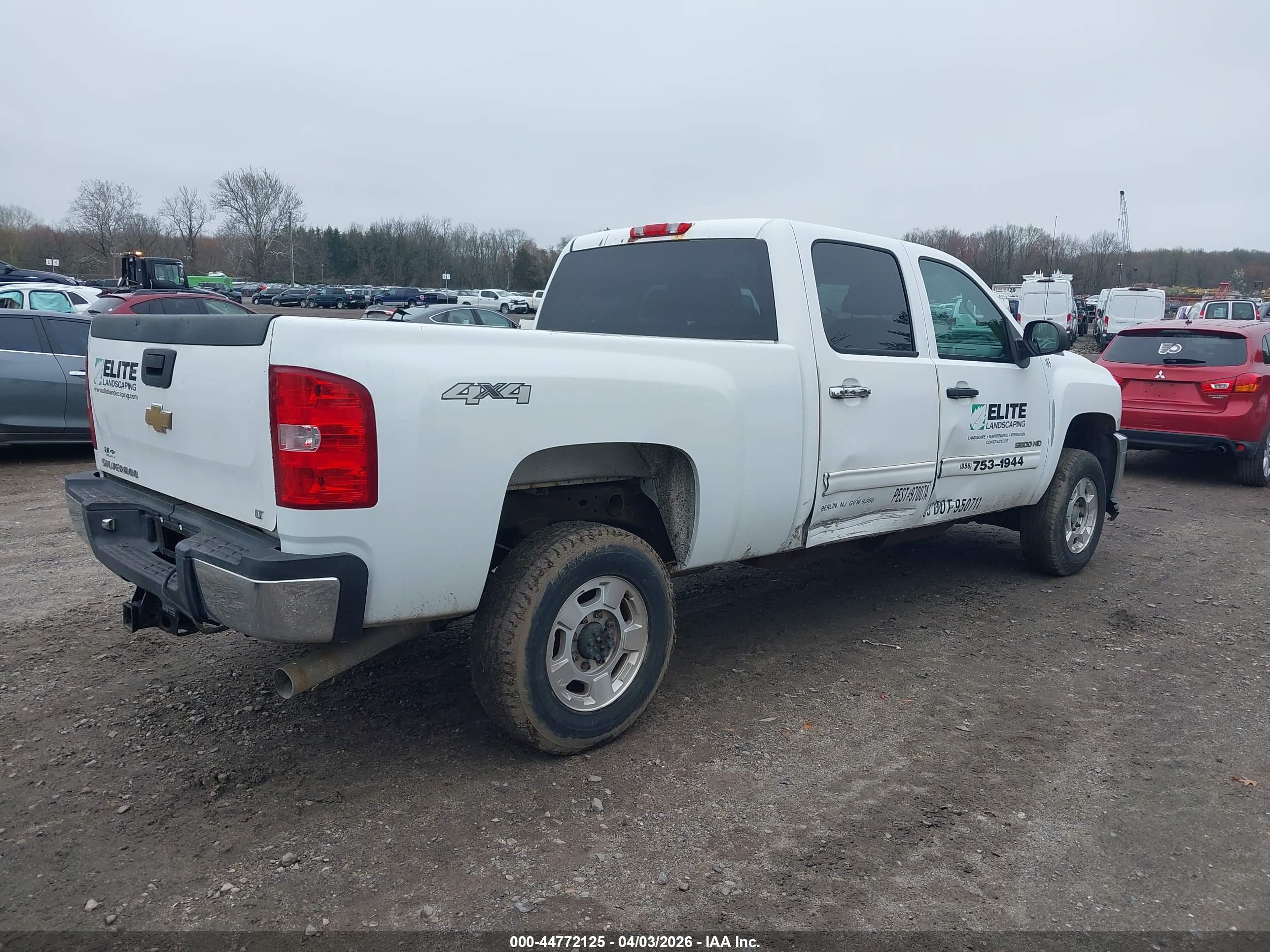 CHEVROLET SILVERADO image 4