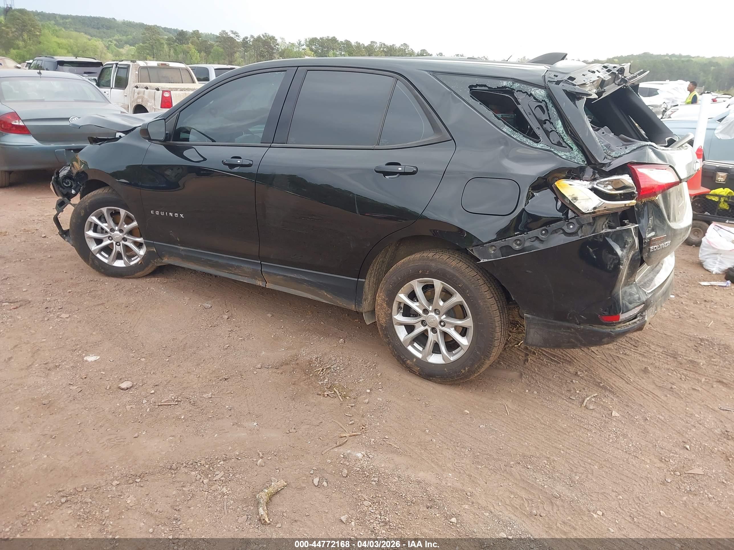 CHEVROLET EQUINOX image 3