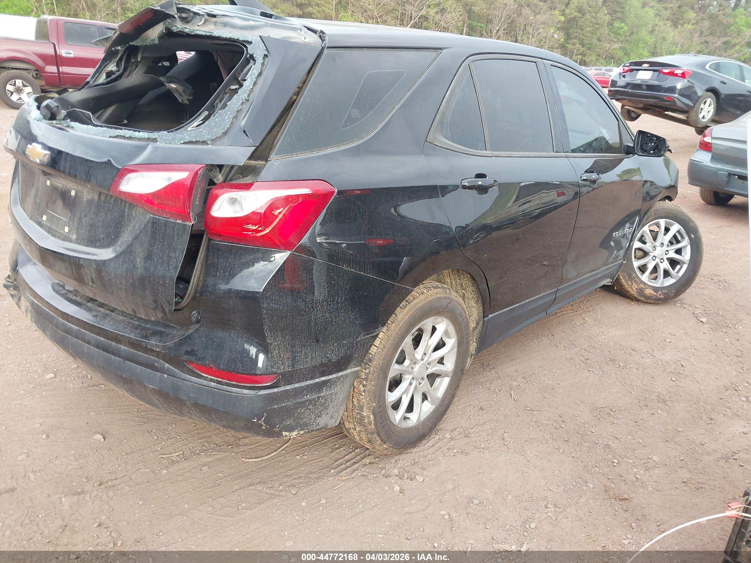 CHEVROLET EQUINOX image 4