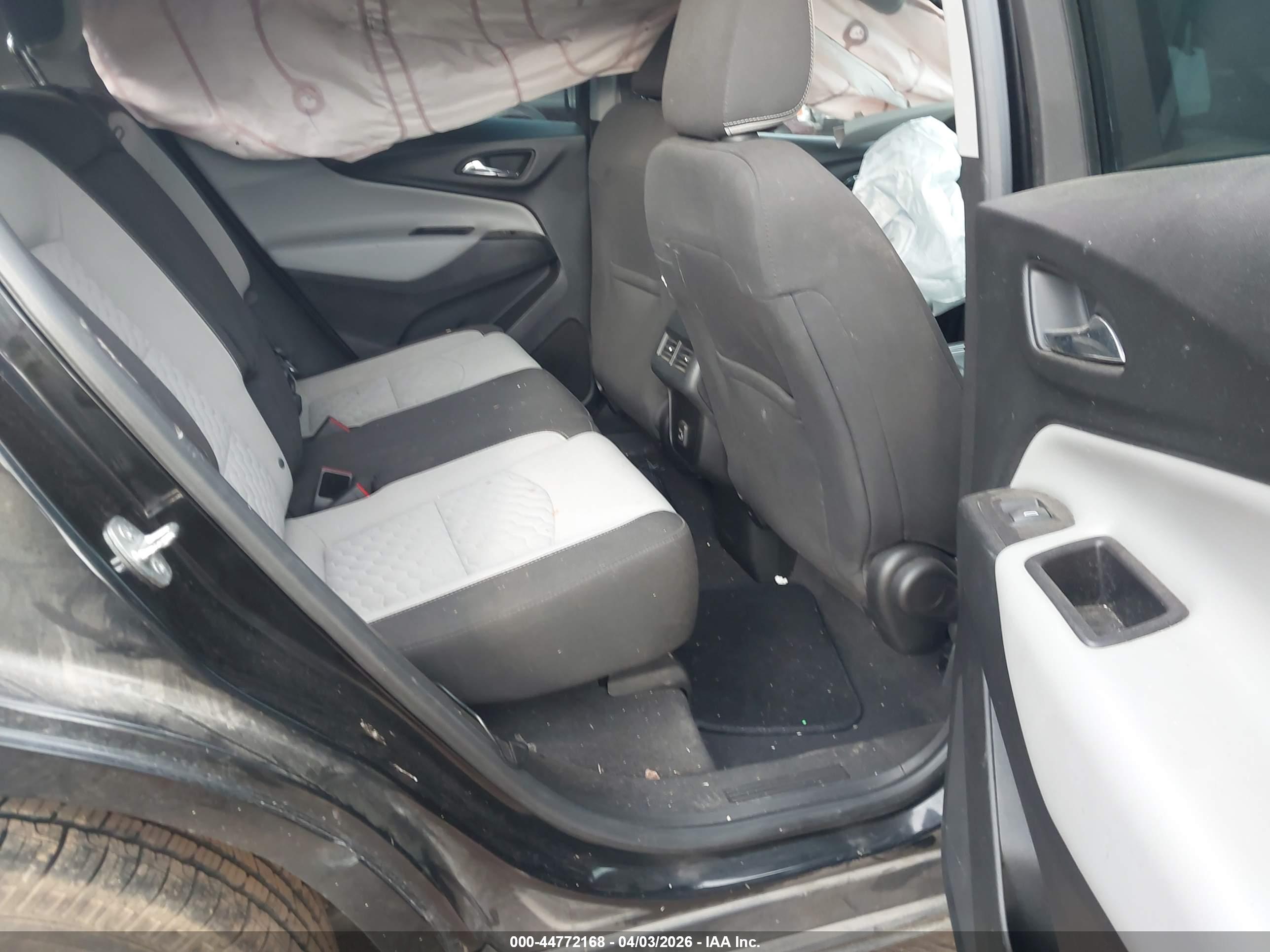 CHEVROLET EQUINOX image 8