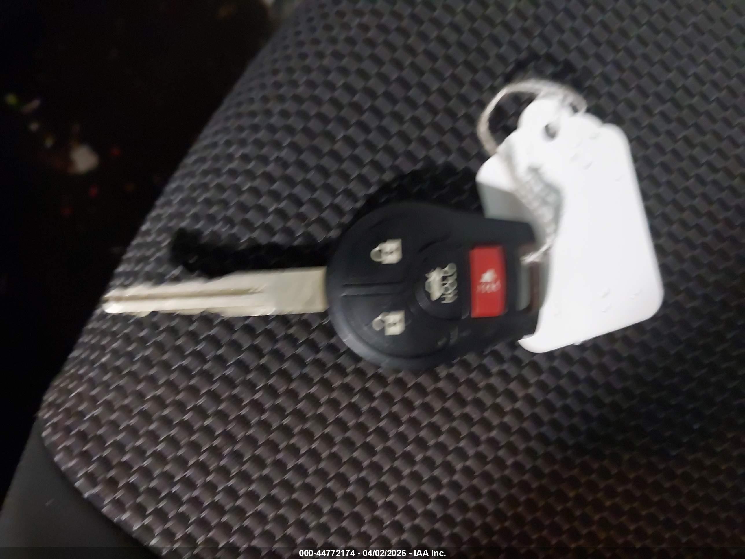 NISSAN VERSA image 11