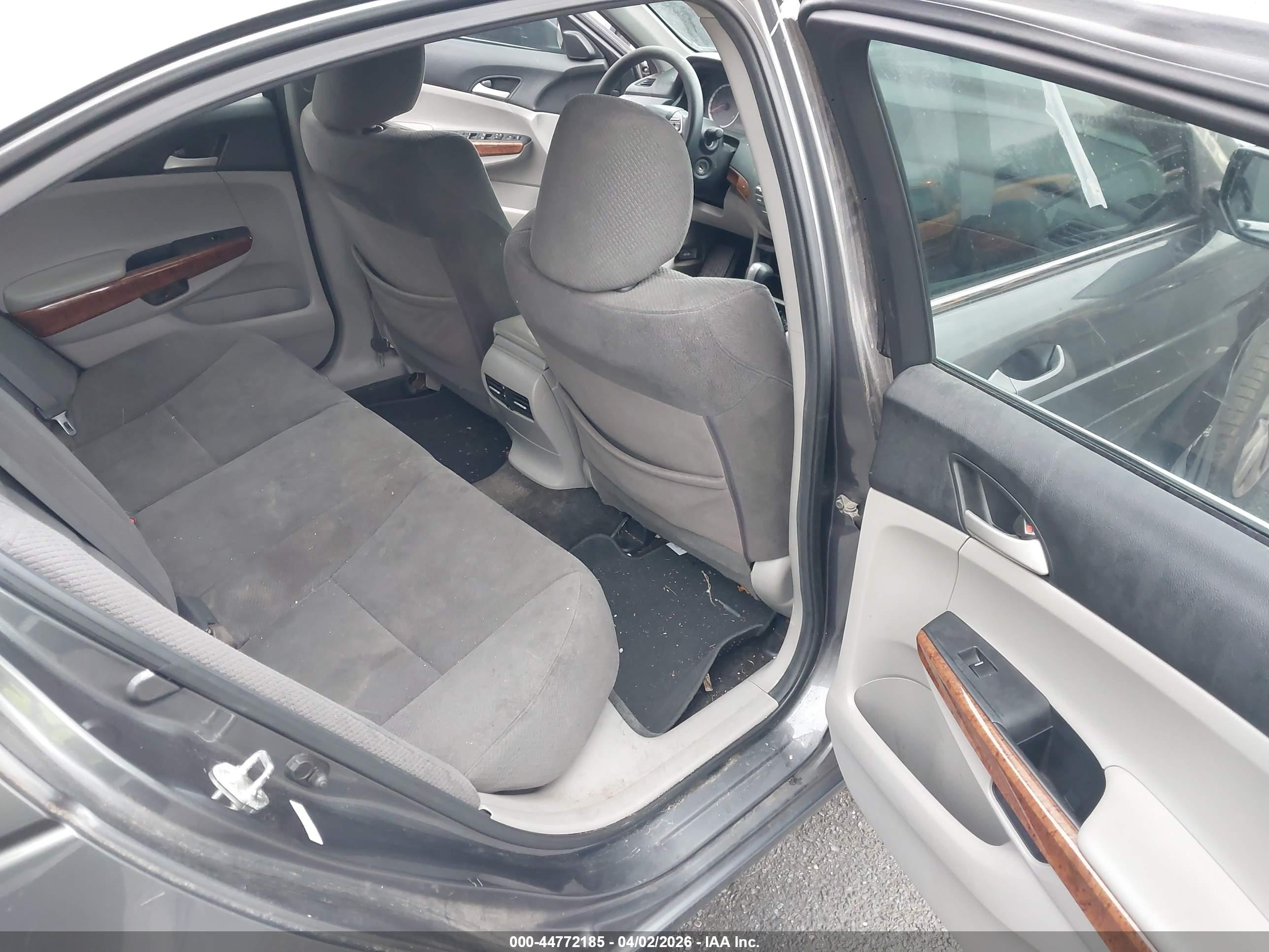 HONDA ACCORD image 8