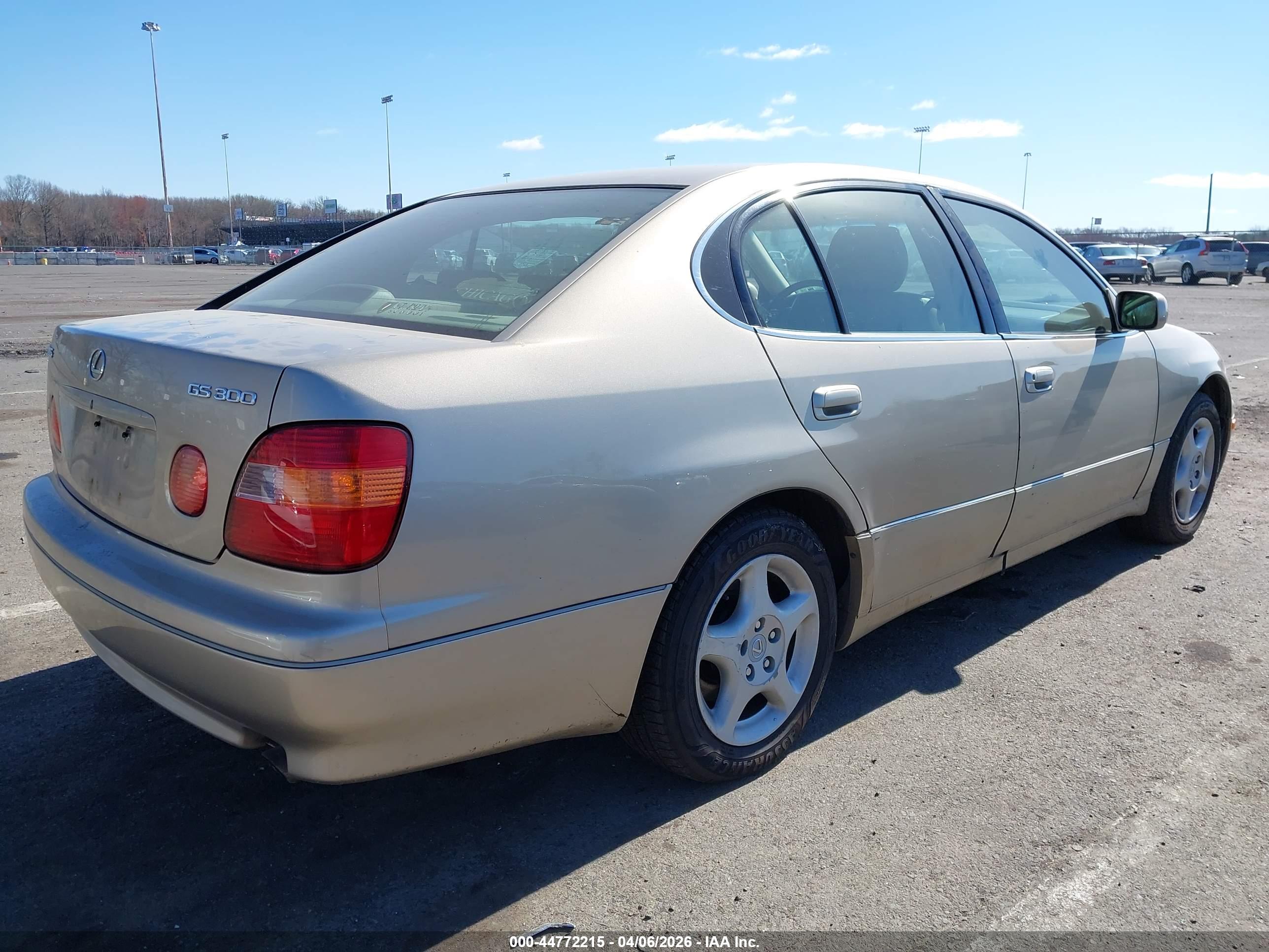 LEXUS GS image 4