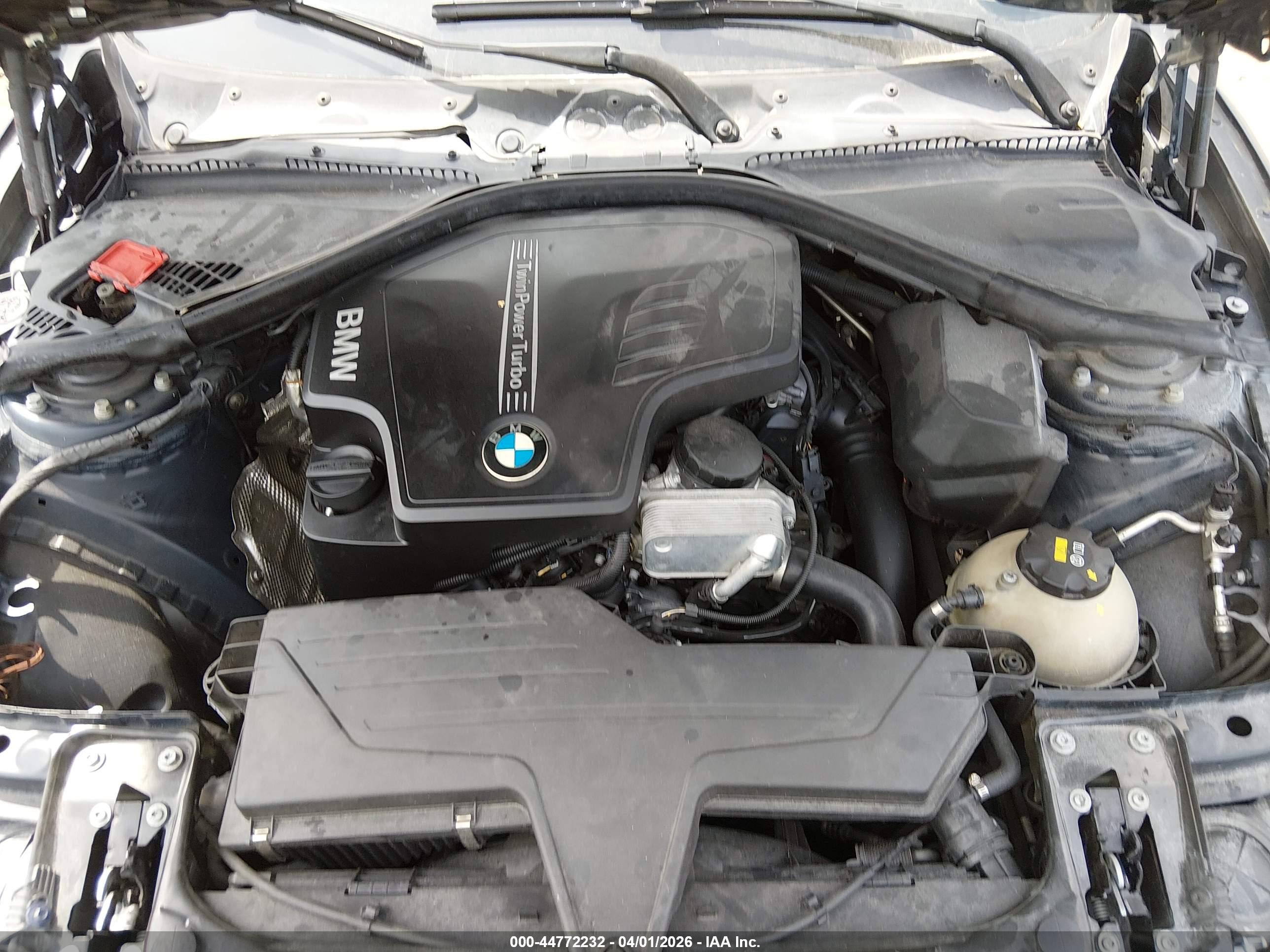 BMW 320I image 10