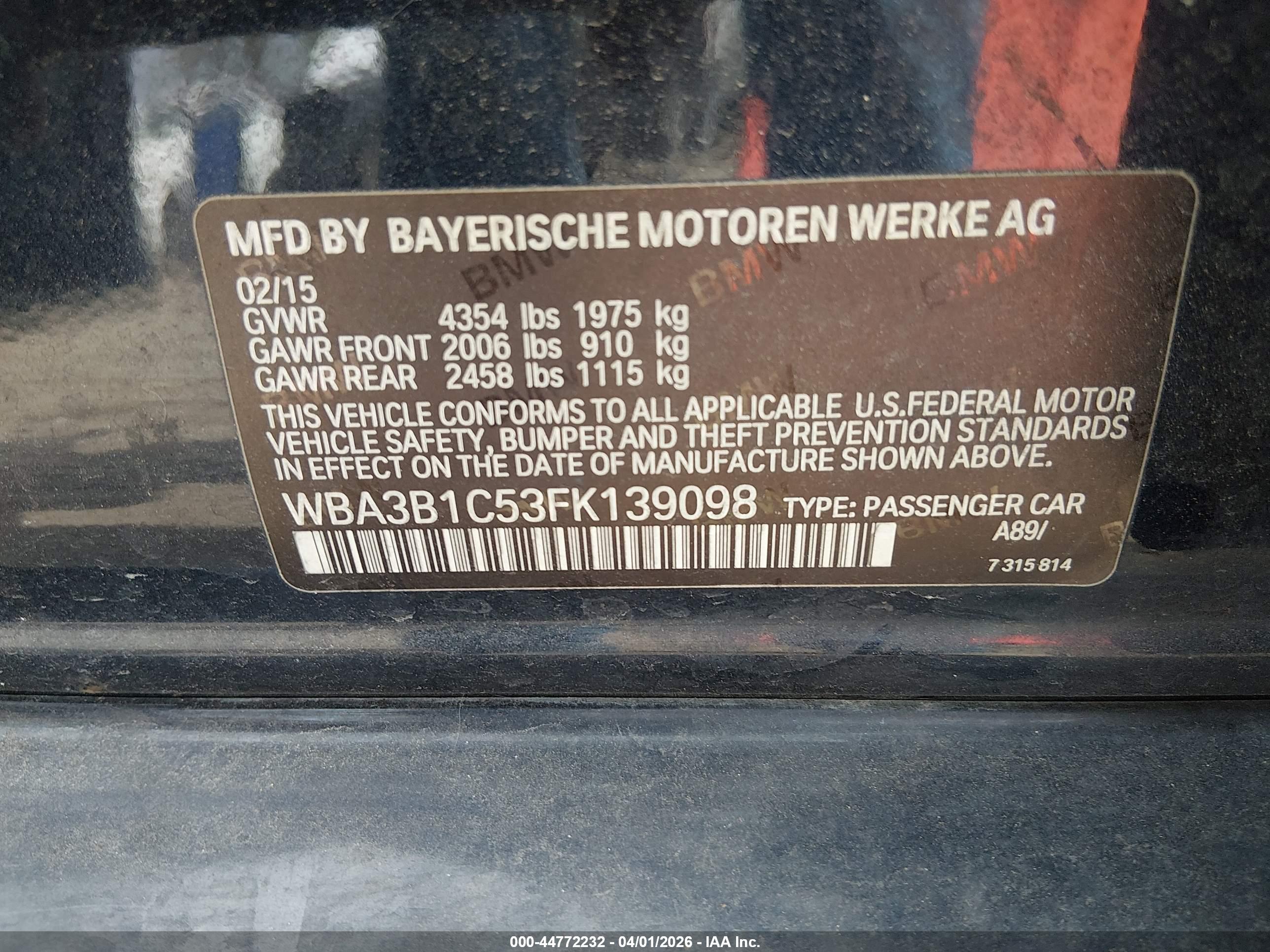 BMW 320I image 9