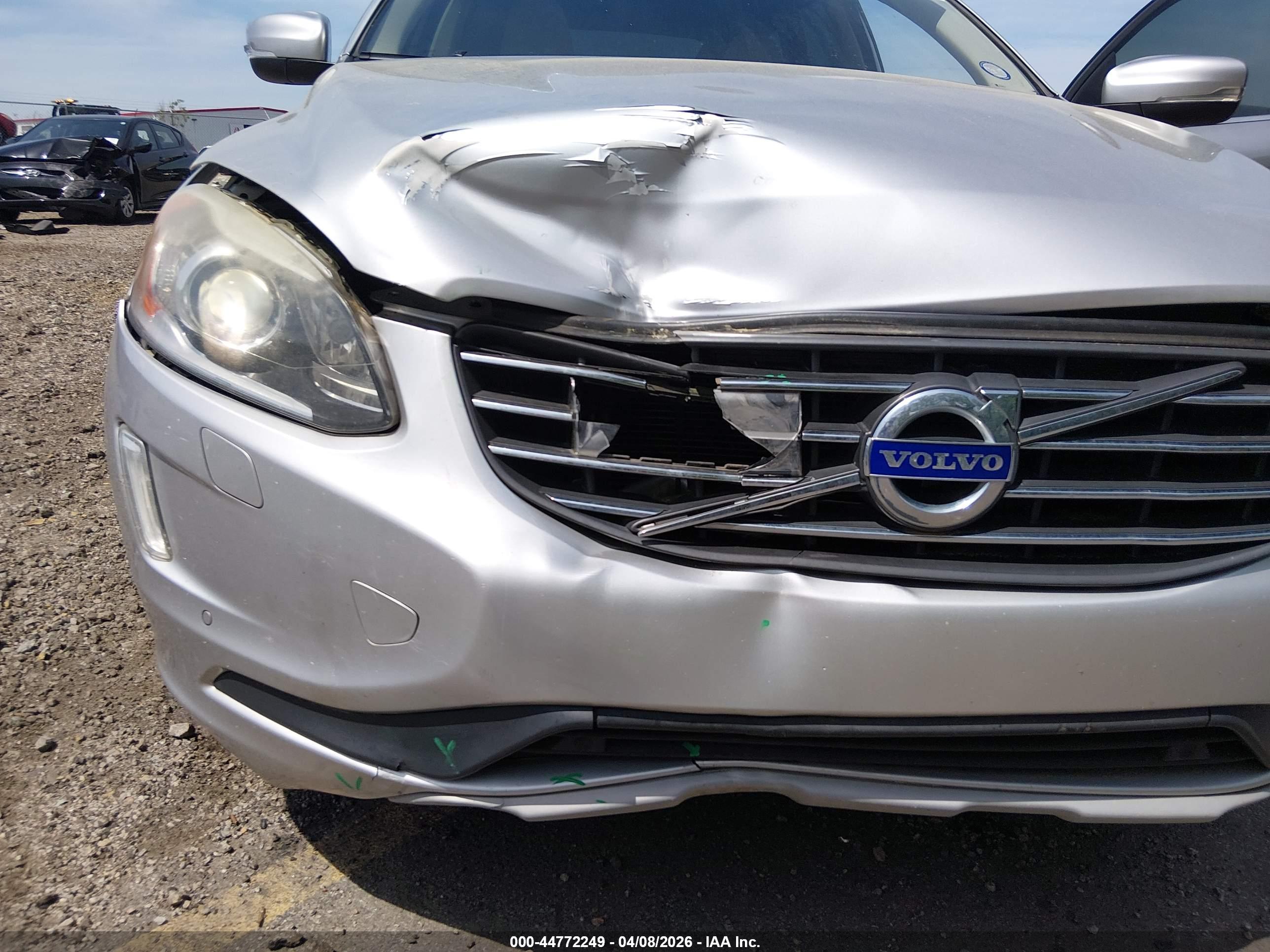 VOLVO XC60 image 6