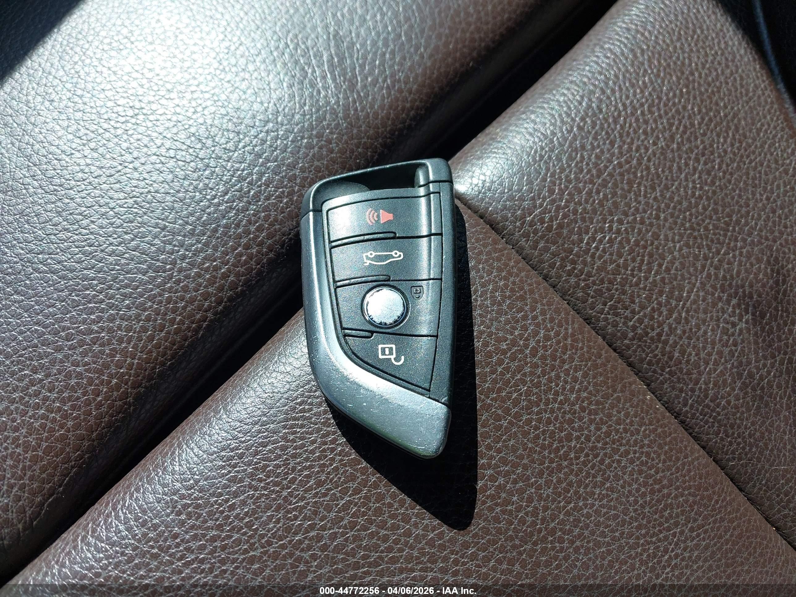 BMW X1 image 11