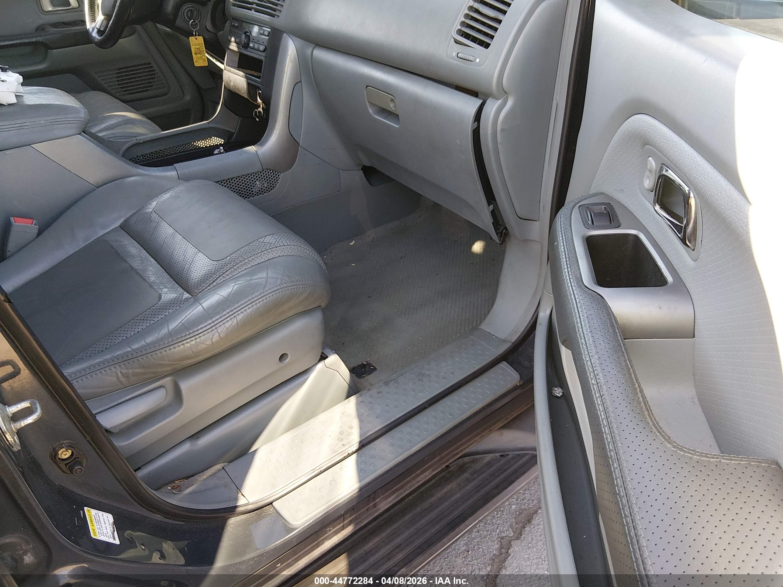 HONDA PILOT image 5