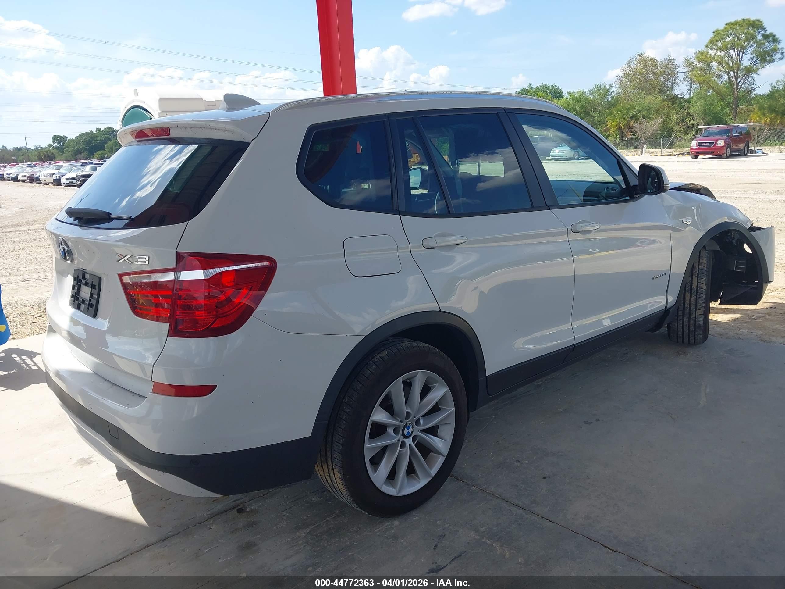 BMW X3 image 4