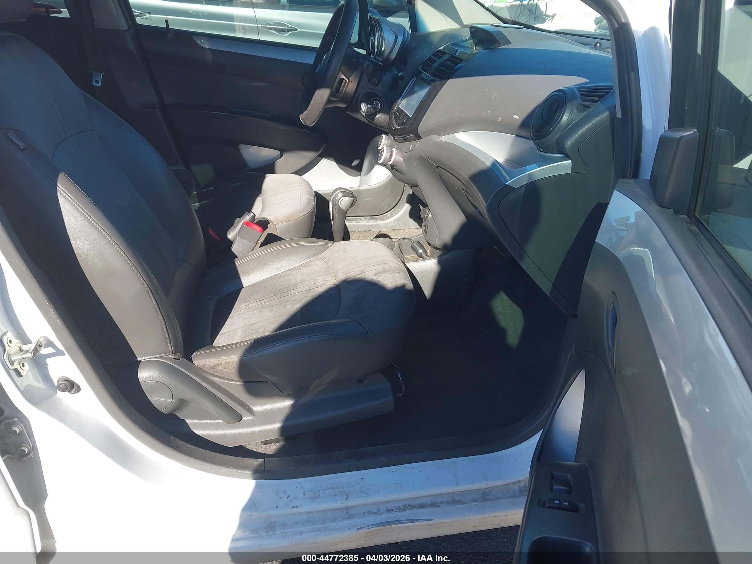 CHEVROLET SPARK image 5