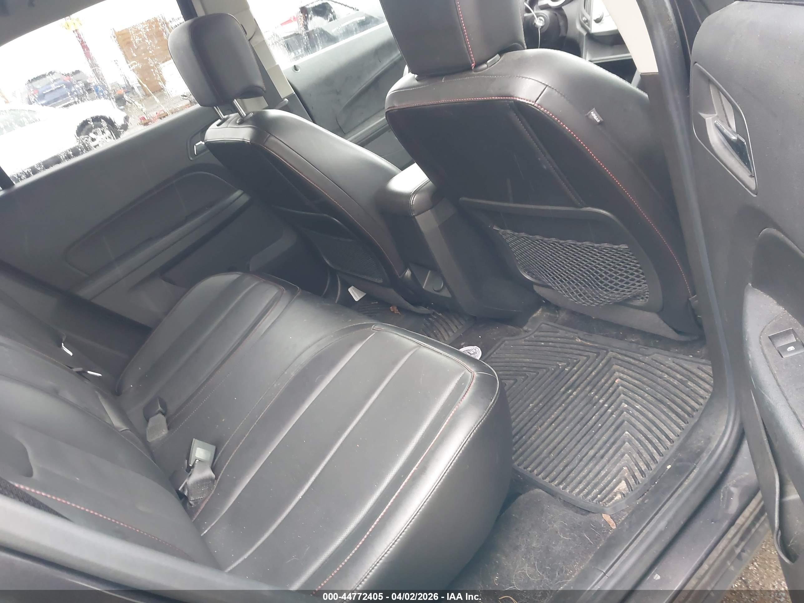 CHEVROLET EQUINOX image 8