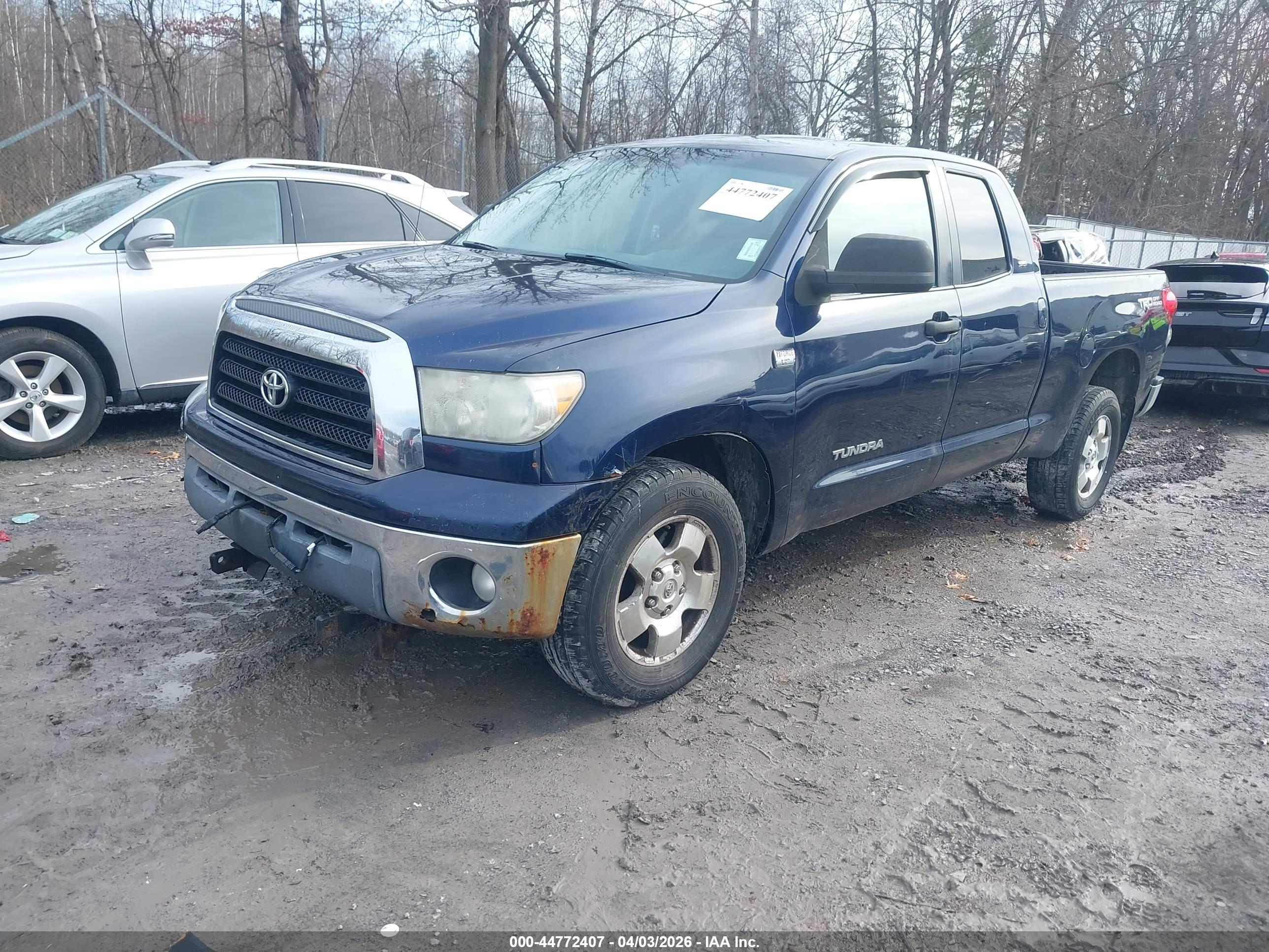 TOYOTA TUNDRA image 2