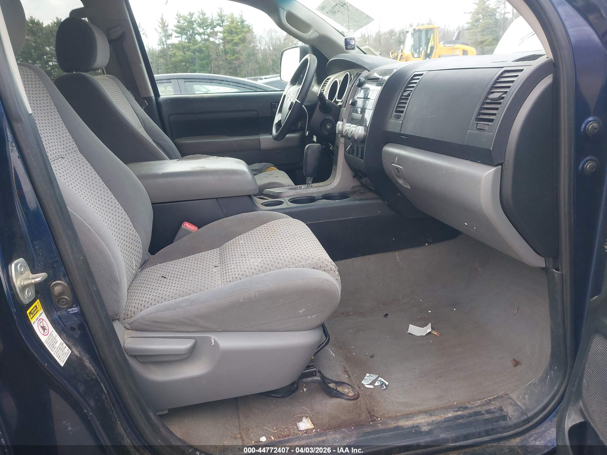 TOYOTA TUNDRA image 5