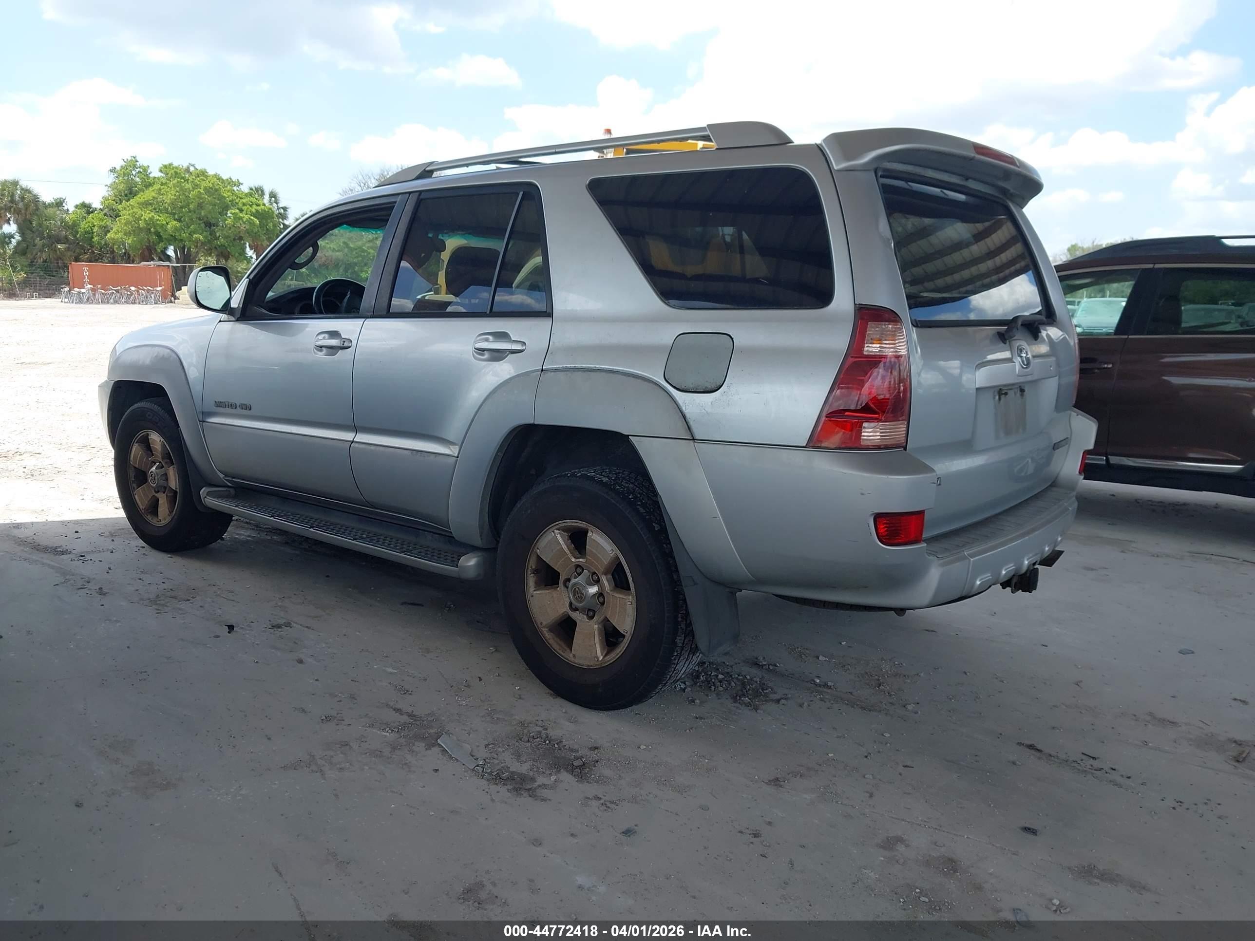 TOYOTA 4RUNNER image 3