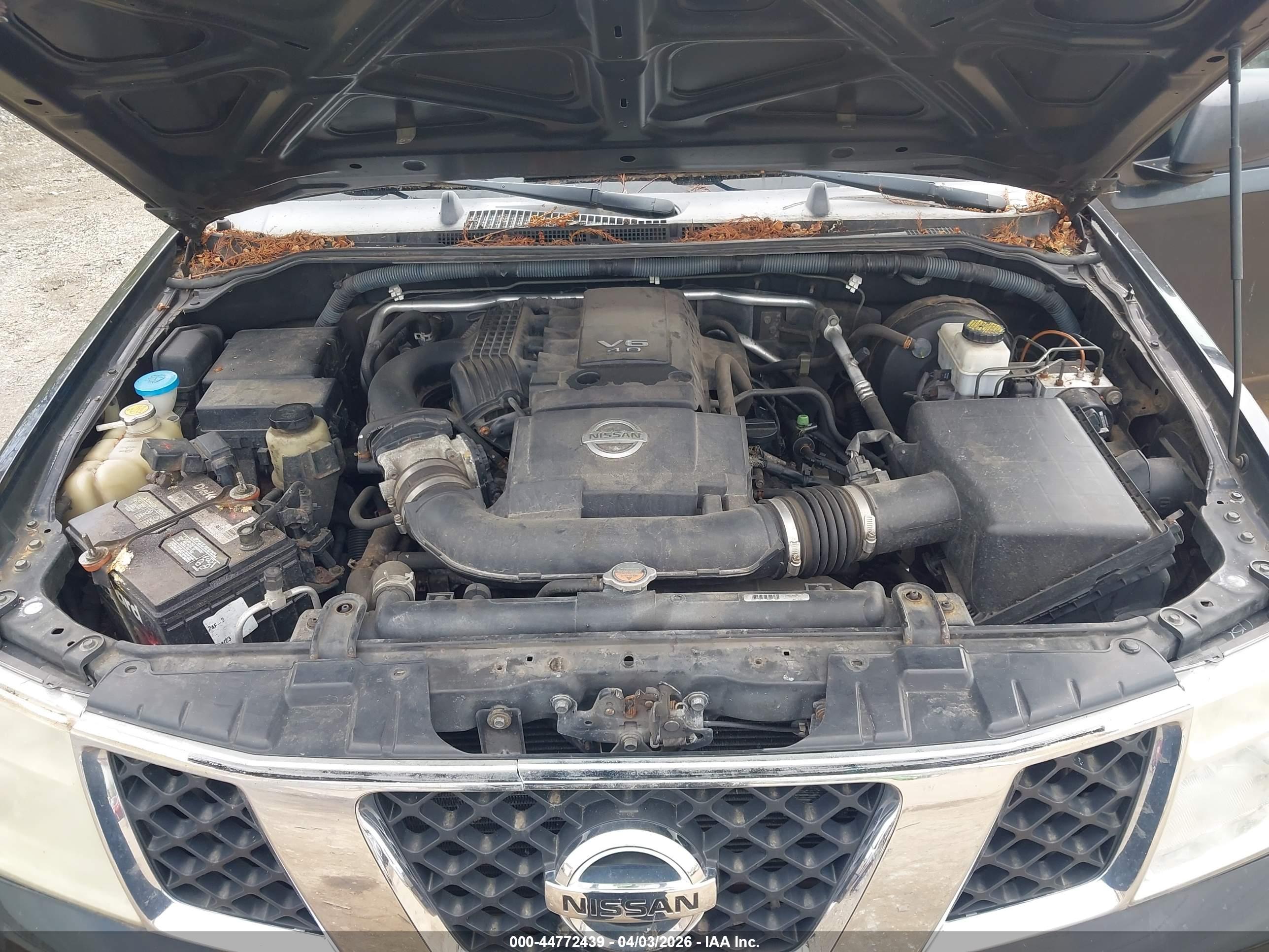 NISSAN FRONTIER image 10