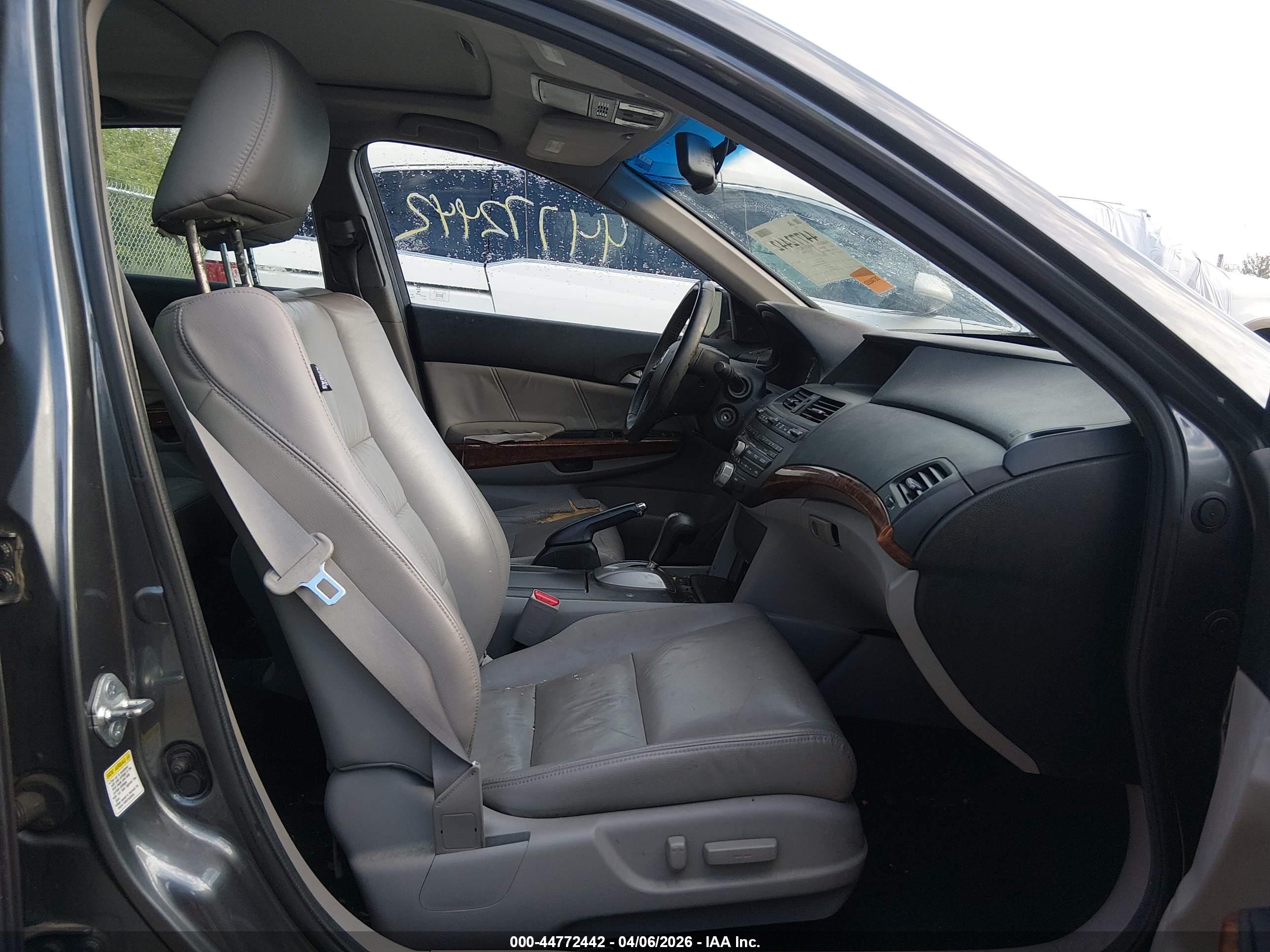 HONDA ACCORD image 5