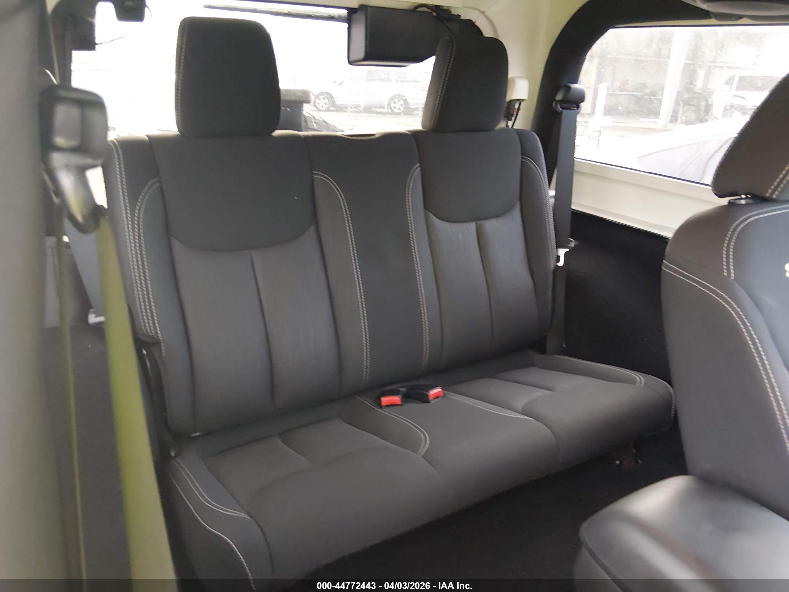 JEEP WRANGLER image 8