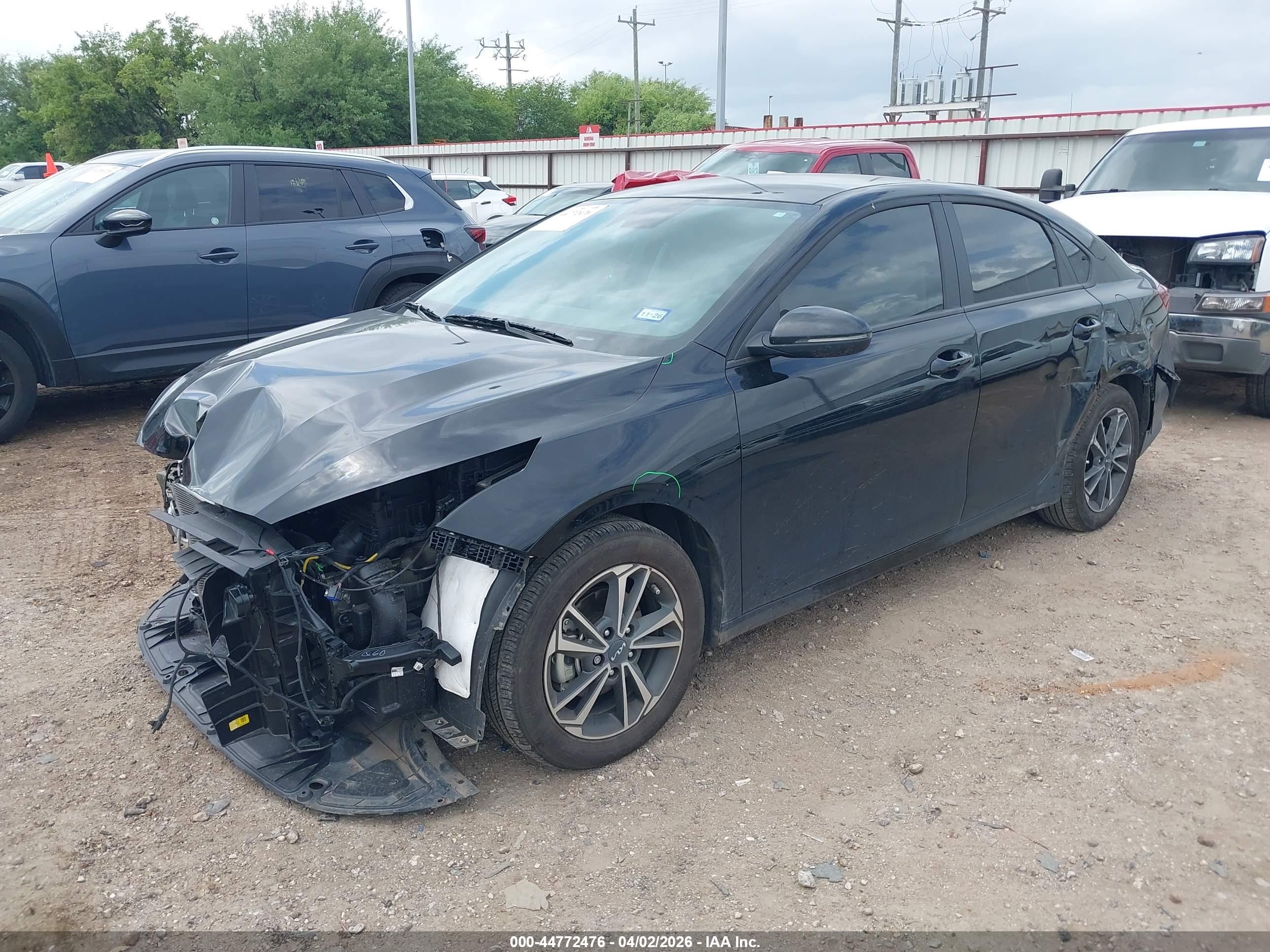KIA FORTE image 2