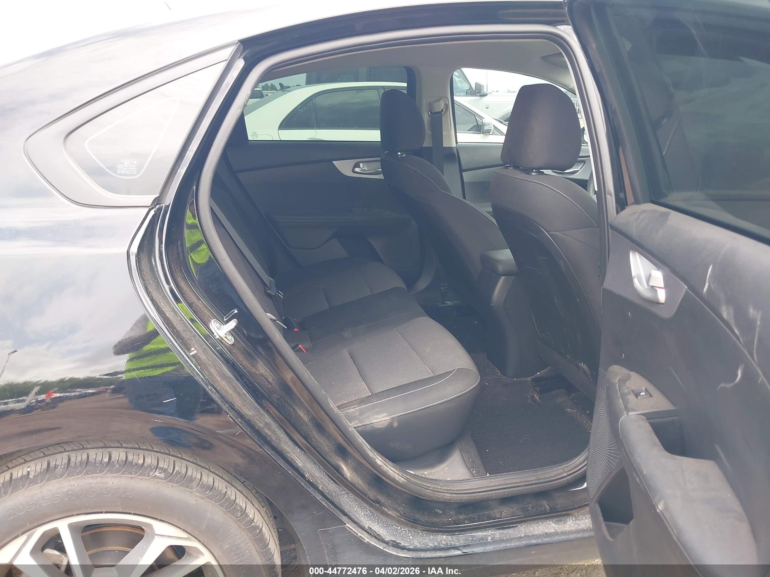 KIA FORTE image 8