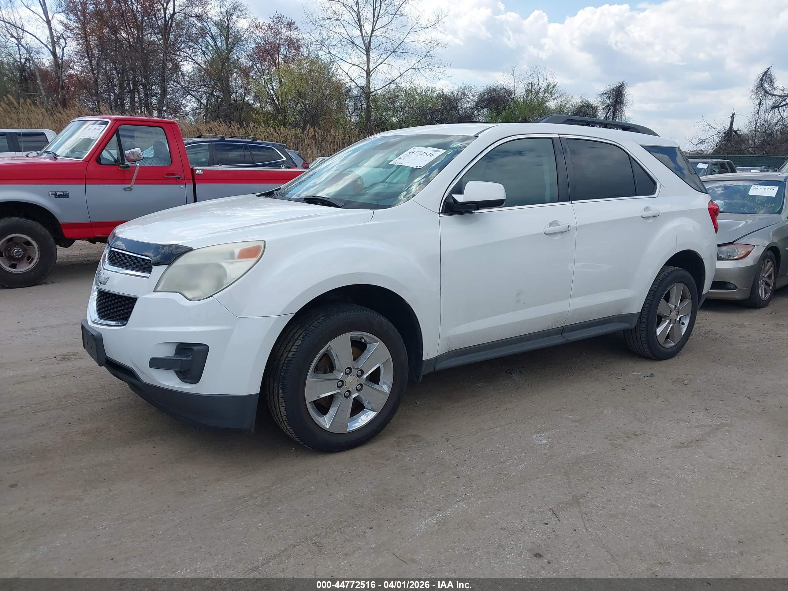 CHEVROLET EQUINOX image 2
