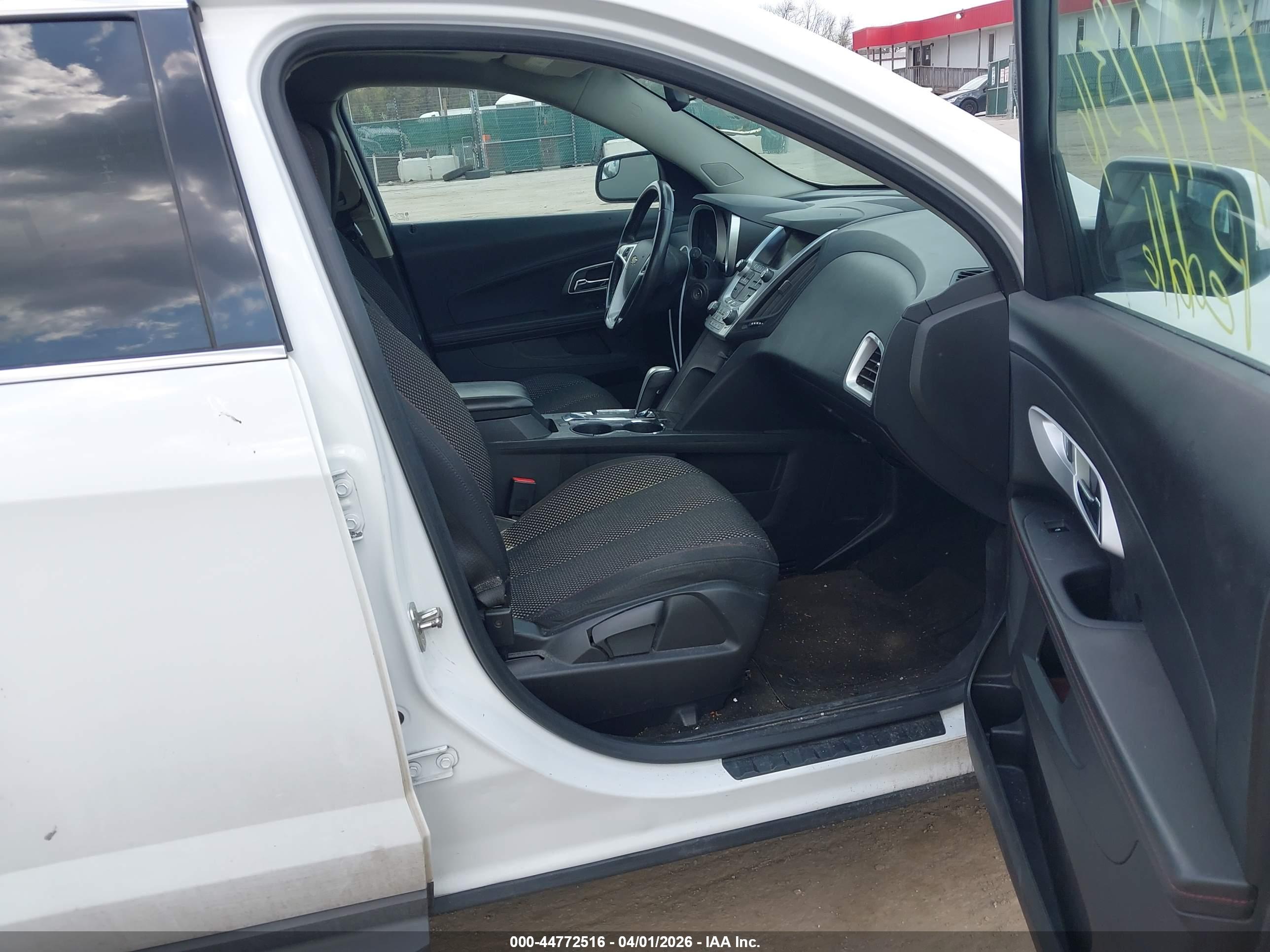 CHEVROLET EQUINOX image 5