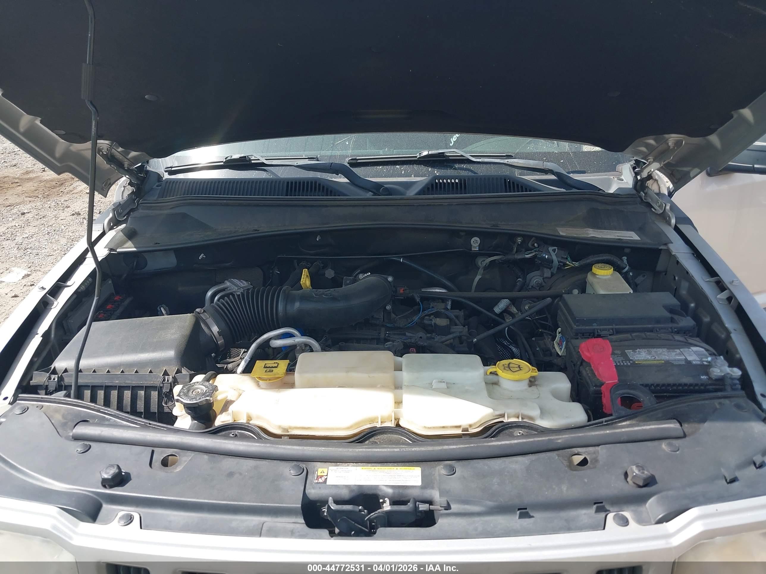JEEP LIBERTY image 10