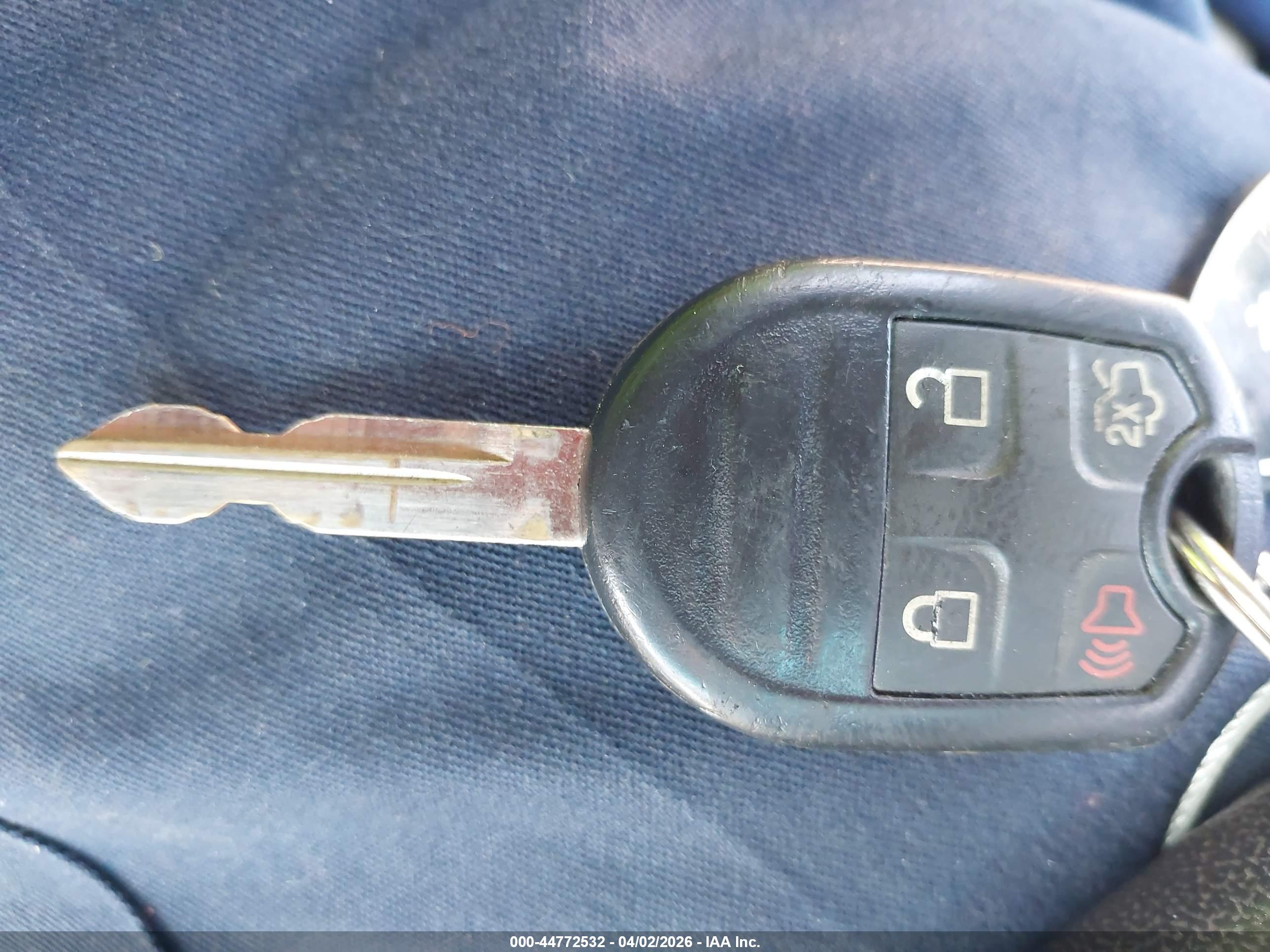 FORD EXPLORER image 11