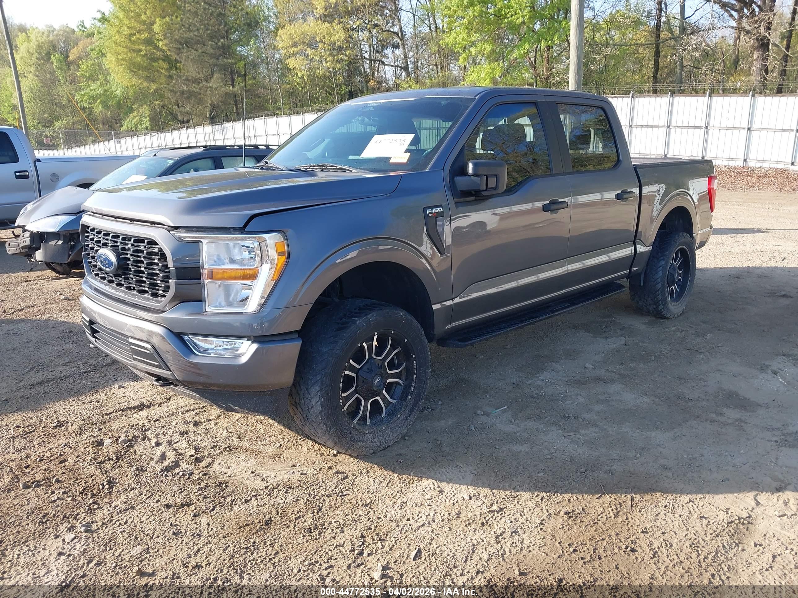 FORD F-150 image 2