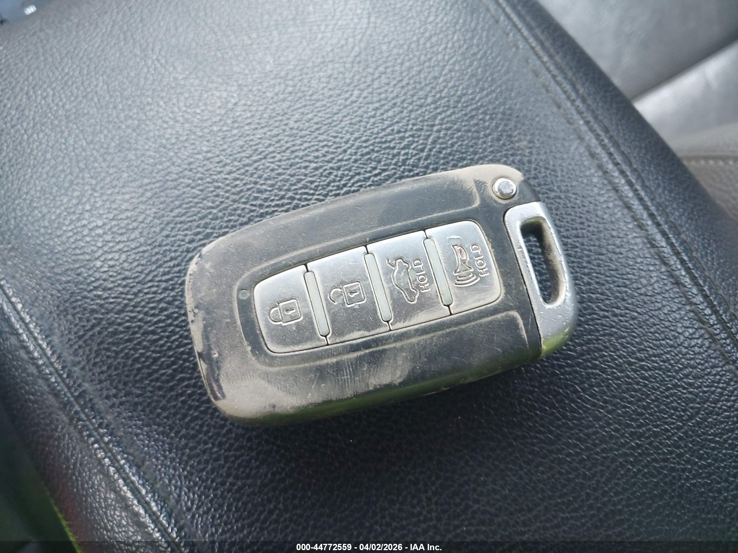 HYUNDAI SONATA image 11