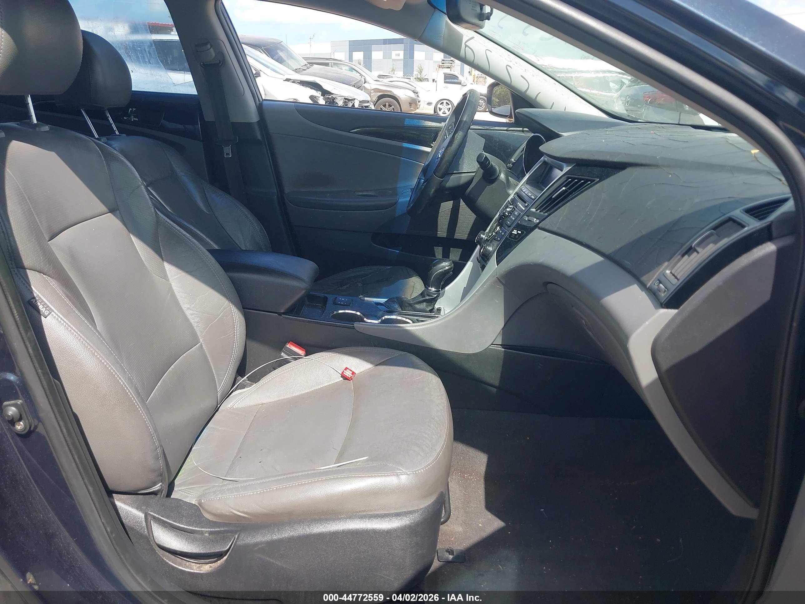 HYUNDAI SONATA image 5