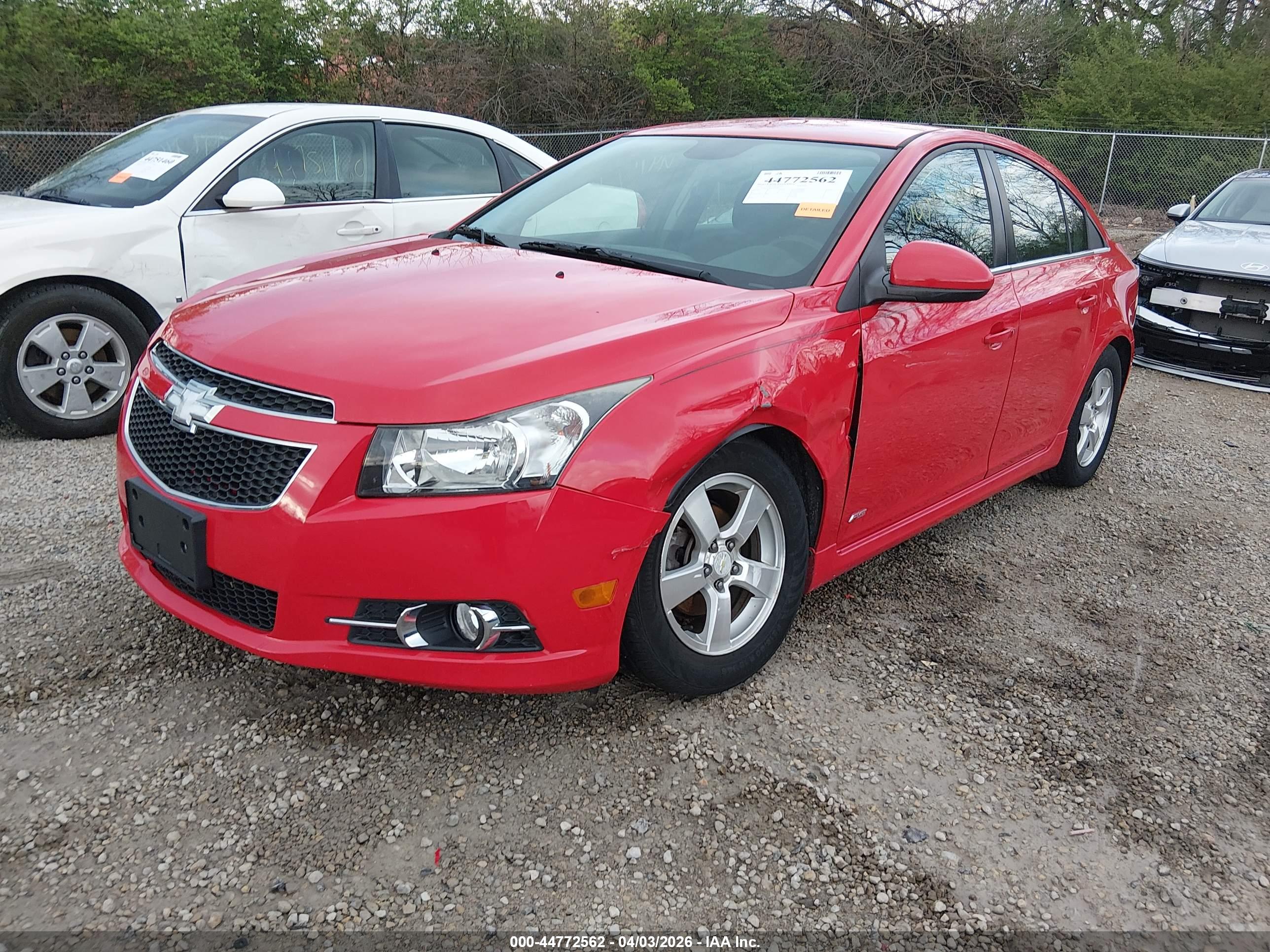 CHEVROLET CRUZE image 2