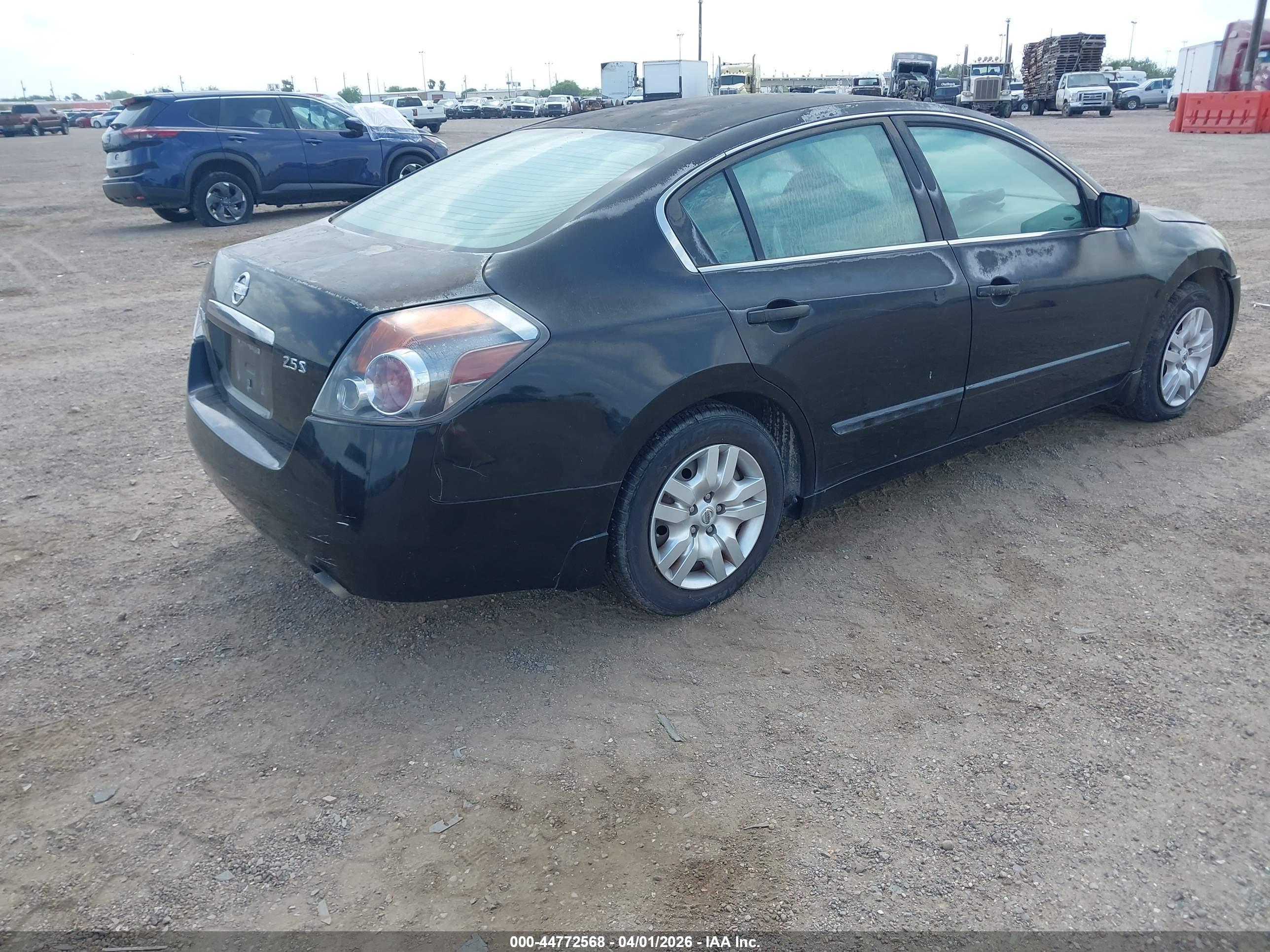 NISSAN ALTIMA image 4