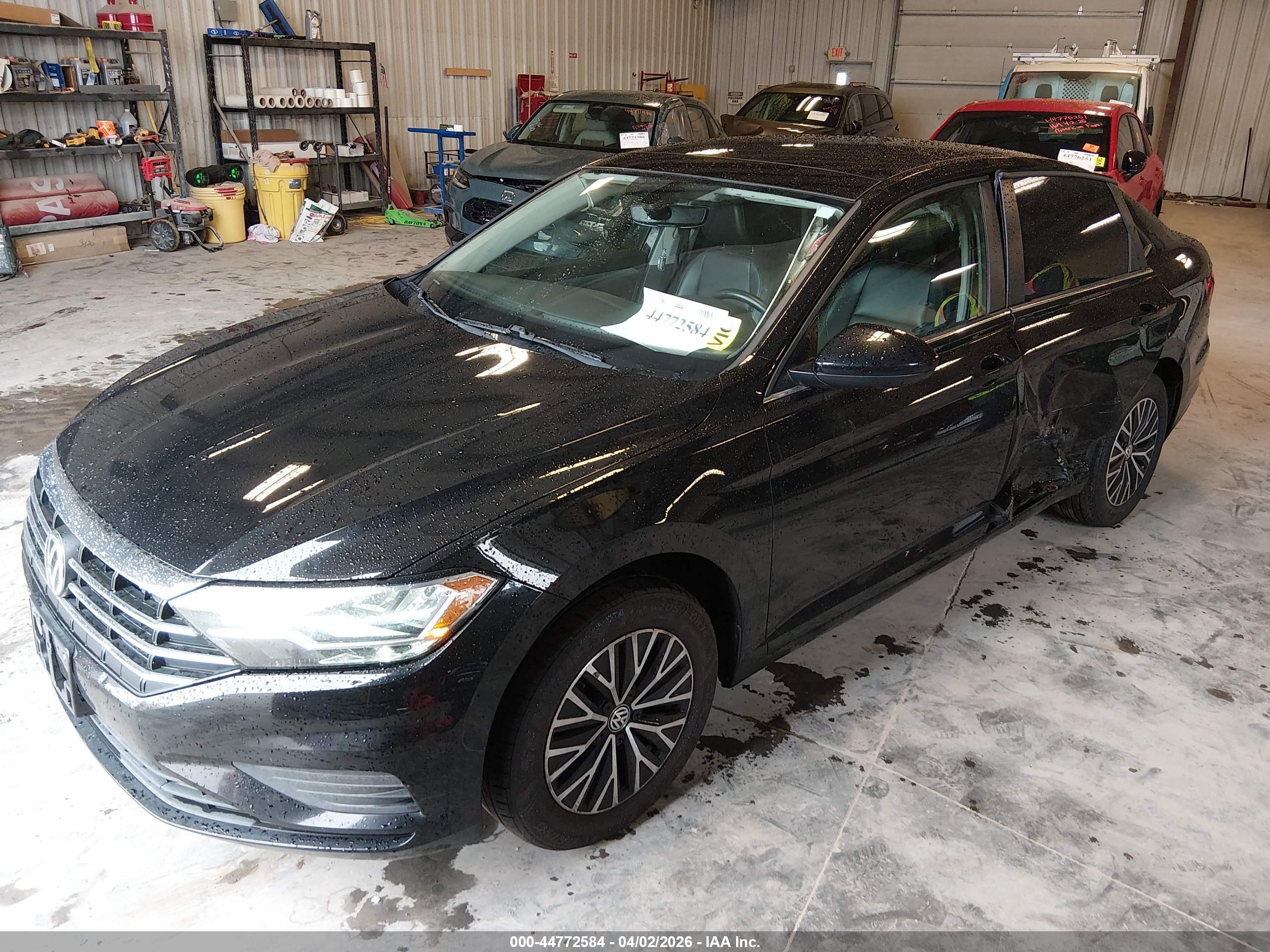 VOLKSWAGEN JETTA image 2