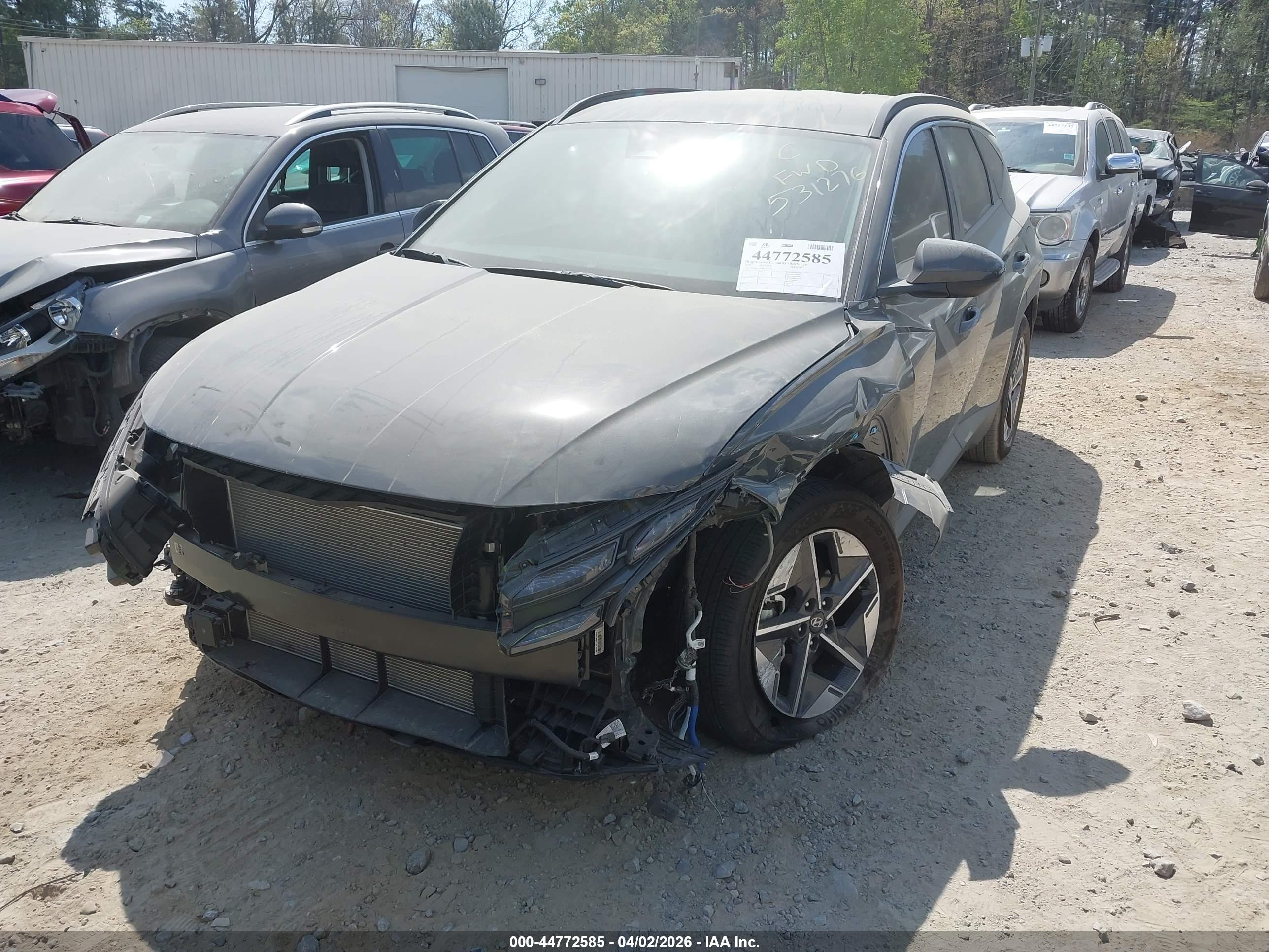 HYUNDAI TUCSON image 2