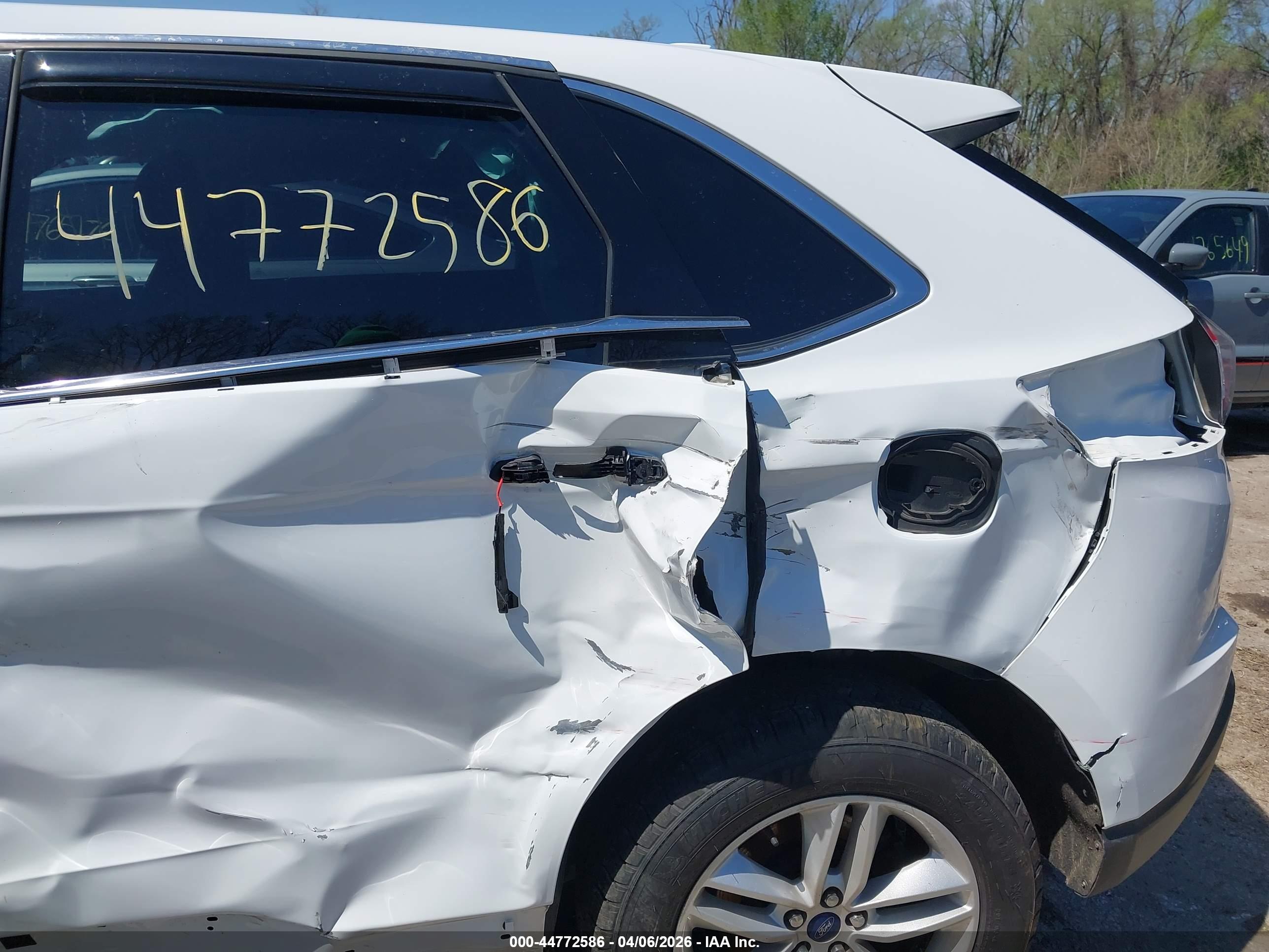 FORD EDGE image 6