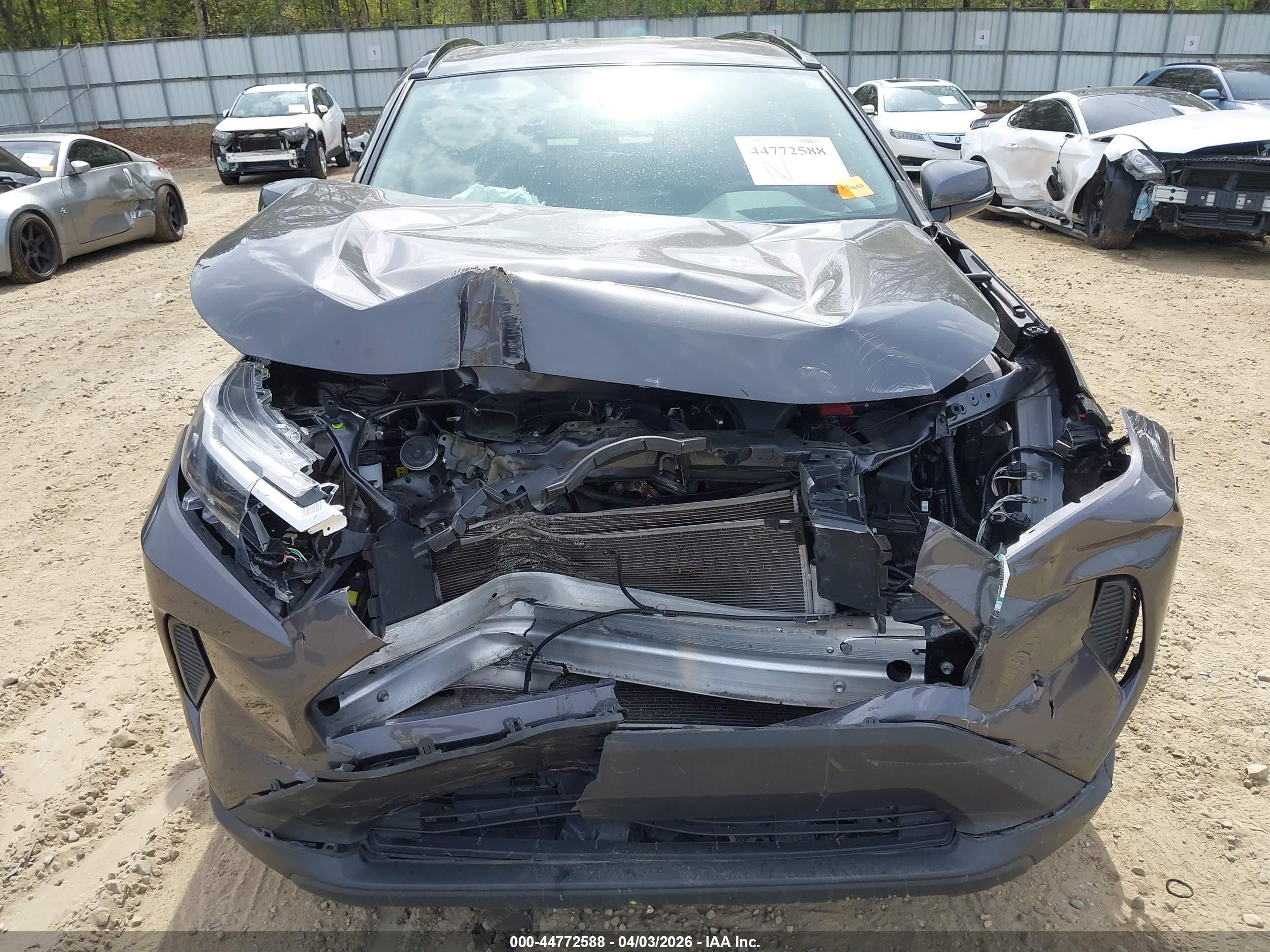 TOYOTA RAV4 image 6