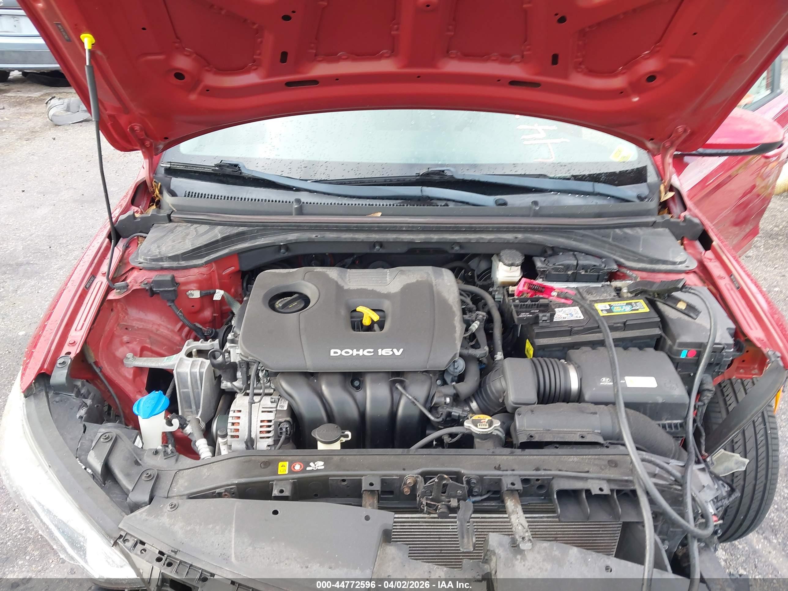HYUNDAI ELANTRA image 10