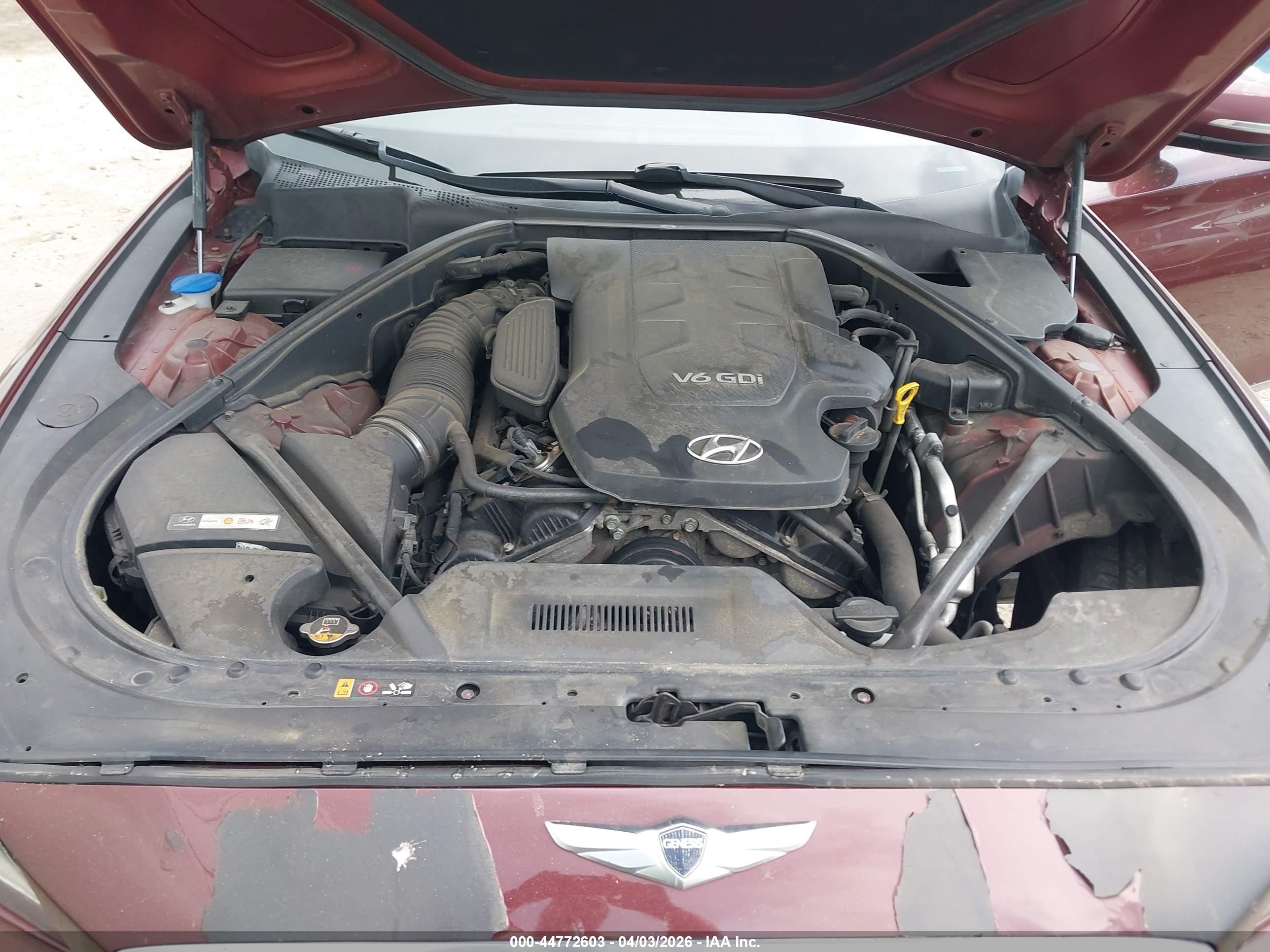 HYUNDAI GENESIS image 10